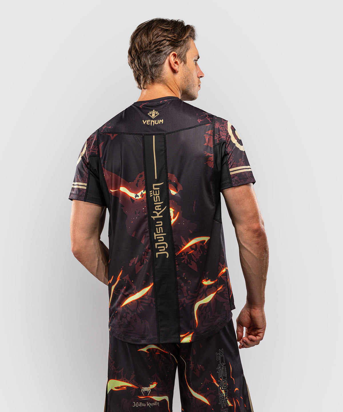 Jujutsu Kaisen x Venum Sukuna Dry-Tech-T-Shirt – Schwarz/Beige