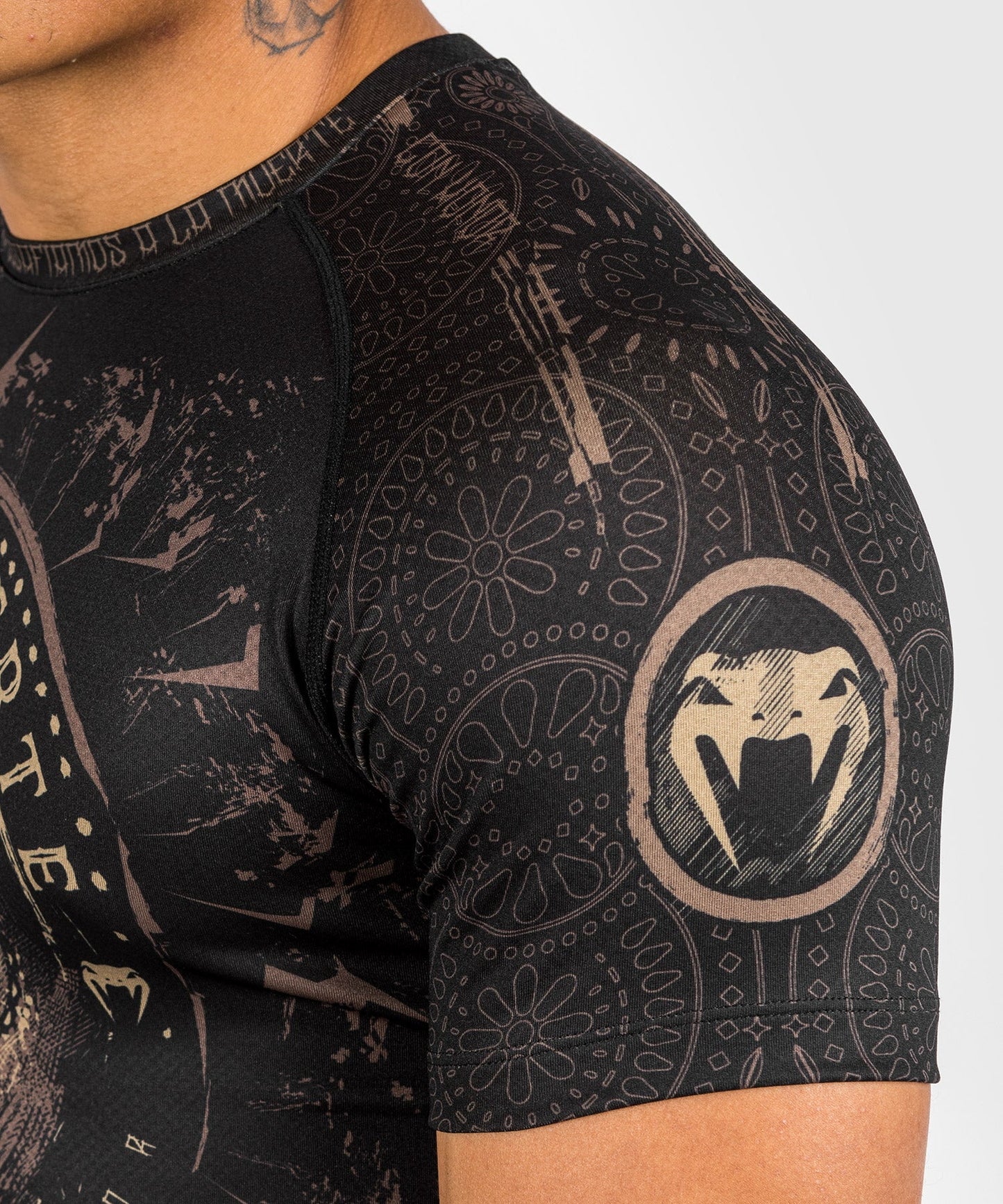 Santa Muerte Dark Side Venum Rashguard - short sleeves - Black/Brown