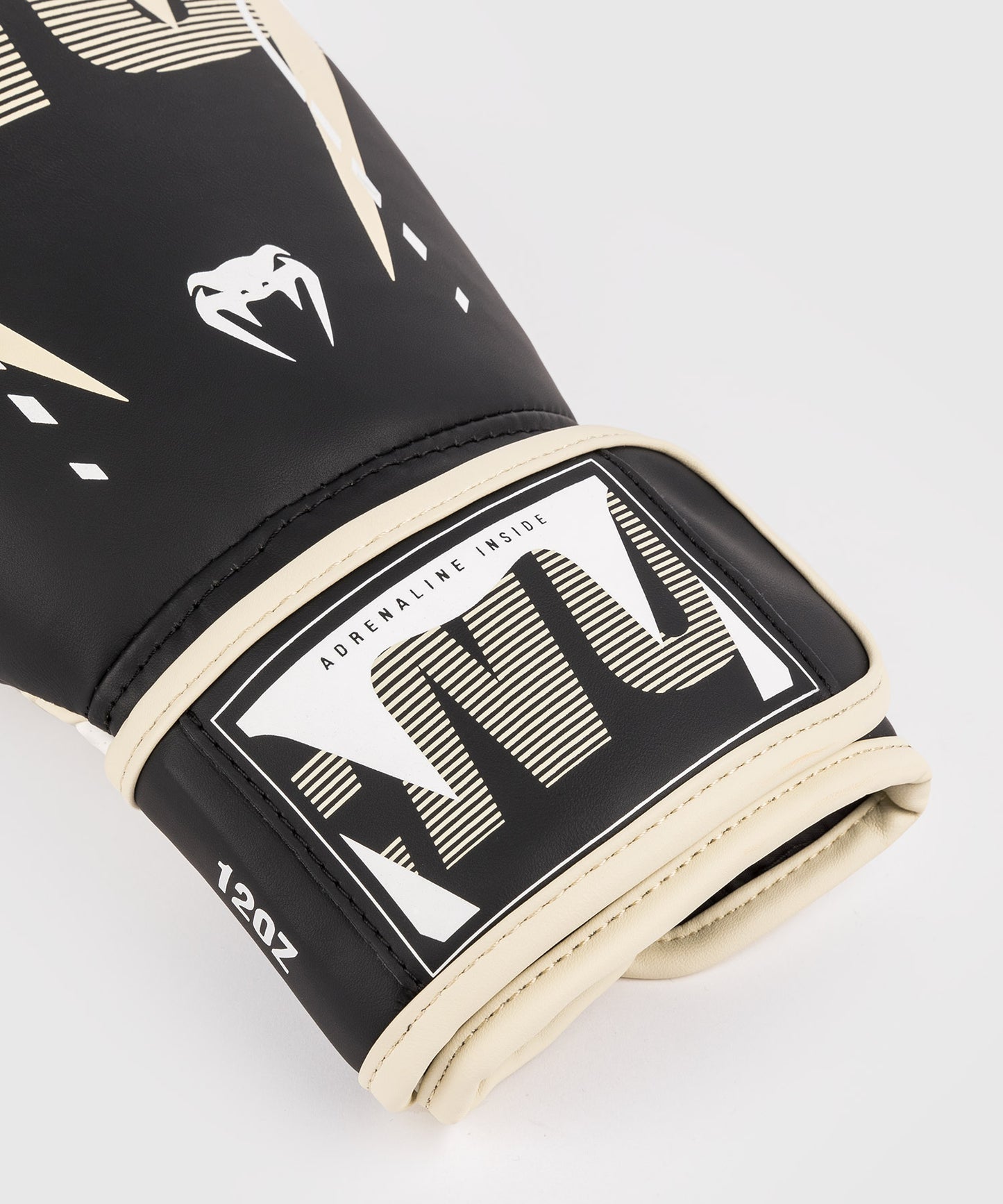 Venum Adrenaline Boxhandschuhe – Schwarz/Elfenbein