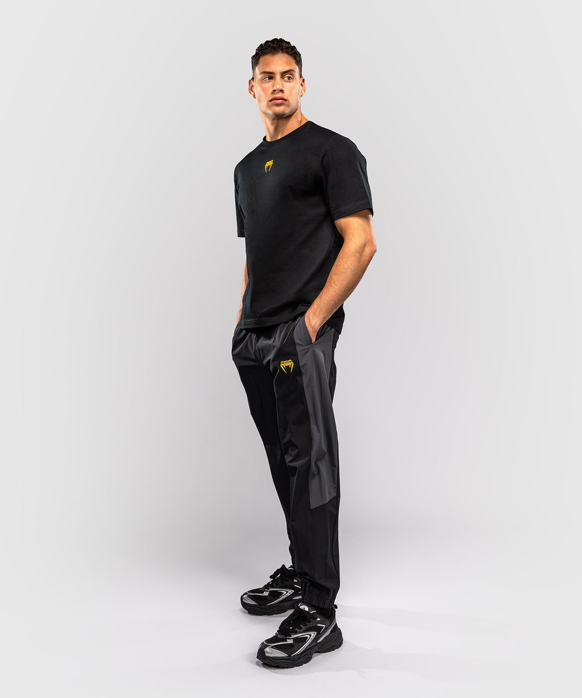 Venum Essential T-shirt in cotone - Nero/Oro