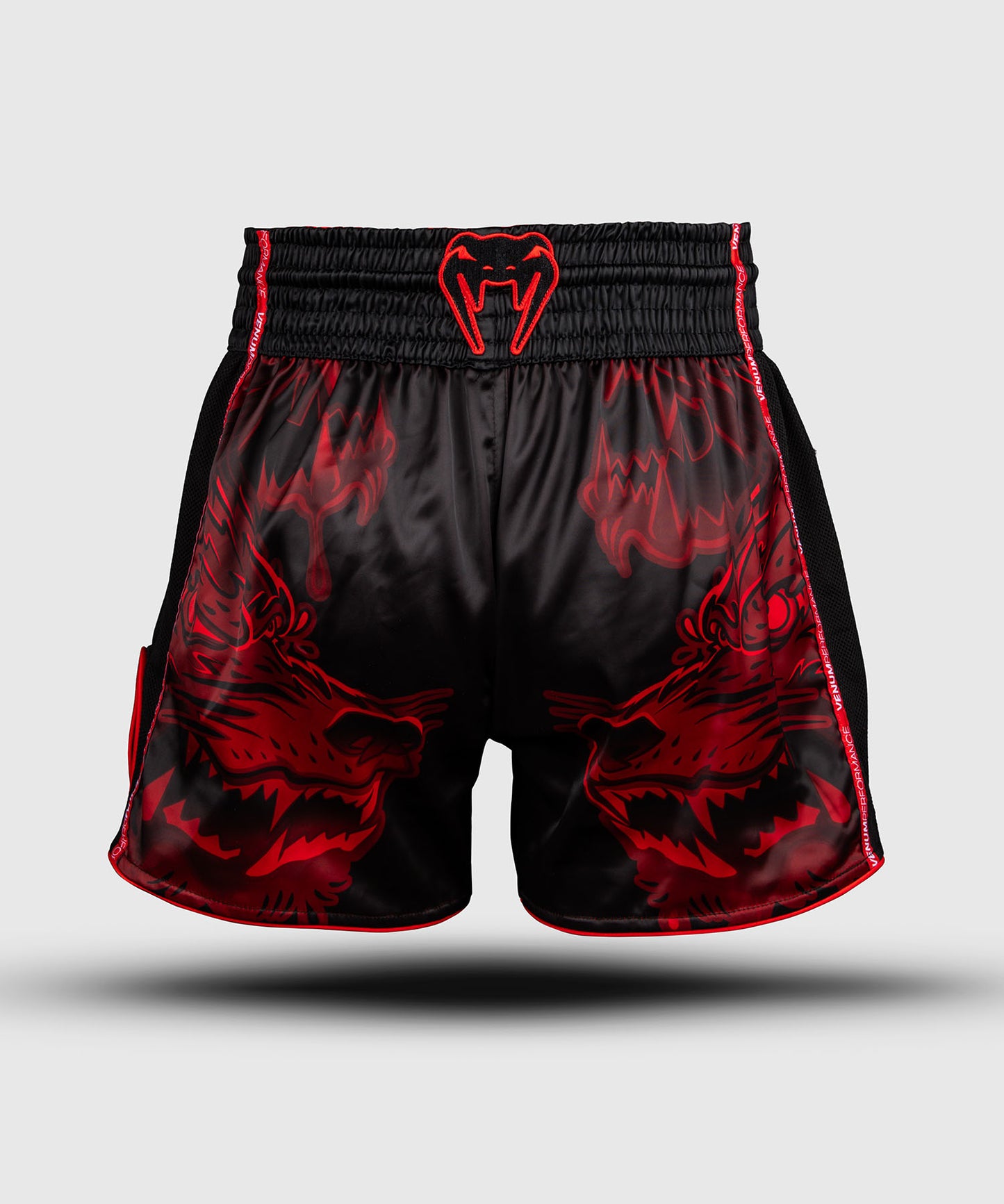 Short de Muay Thaï Venum Wolf Atak – Noir/Rouge