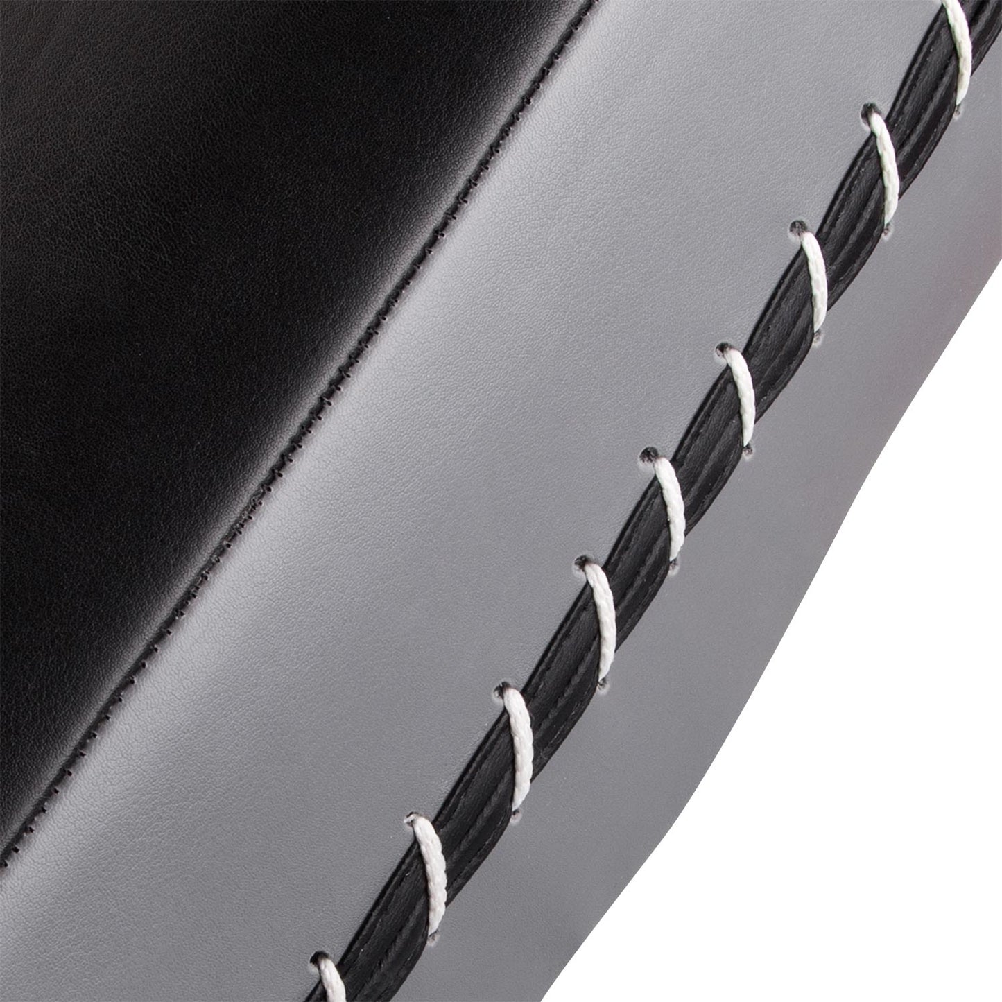 Ringhorns Charger striking shield - black