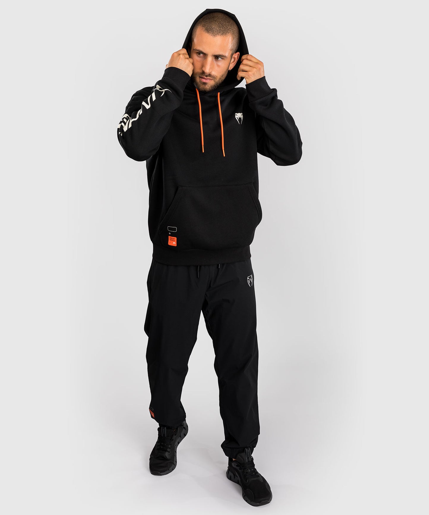 Sweat à Capuche Venum Eclipse – Noir/Ivoire