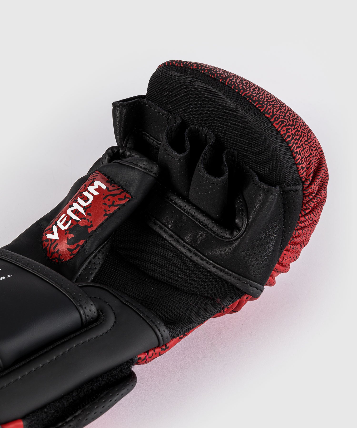 Attack 2.0 Leather MMA Sparring Gloves - Black/Gold – Dragon Bleu