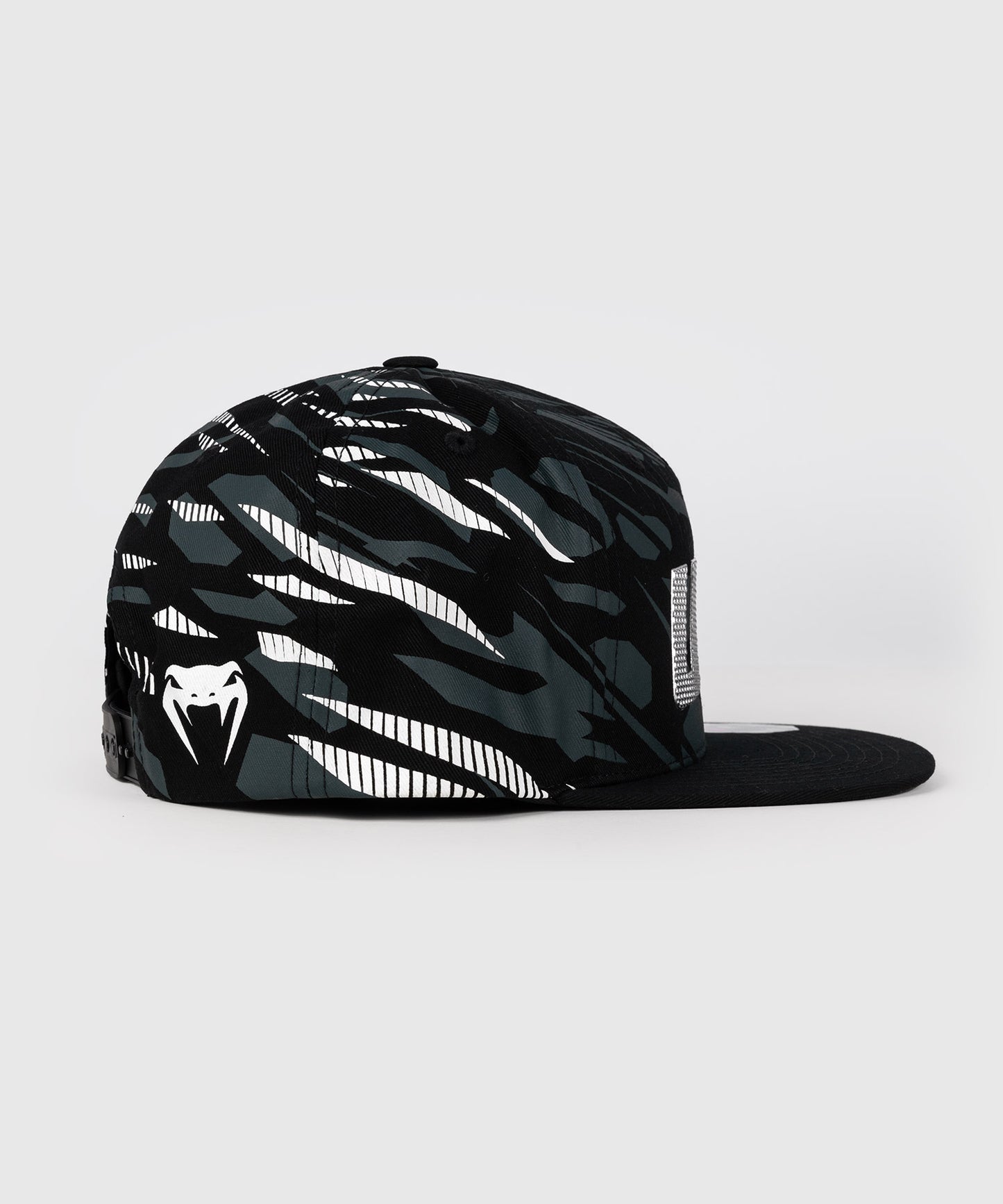 UFC Fusion by Venum Authentic Fight Night Sport Cap - Schwarz