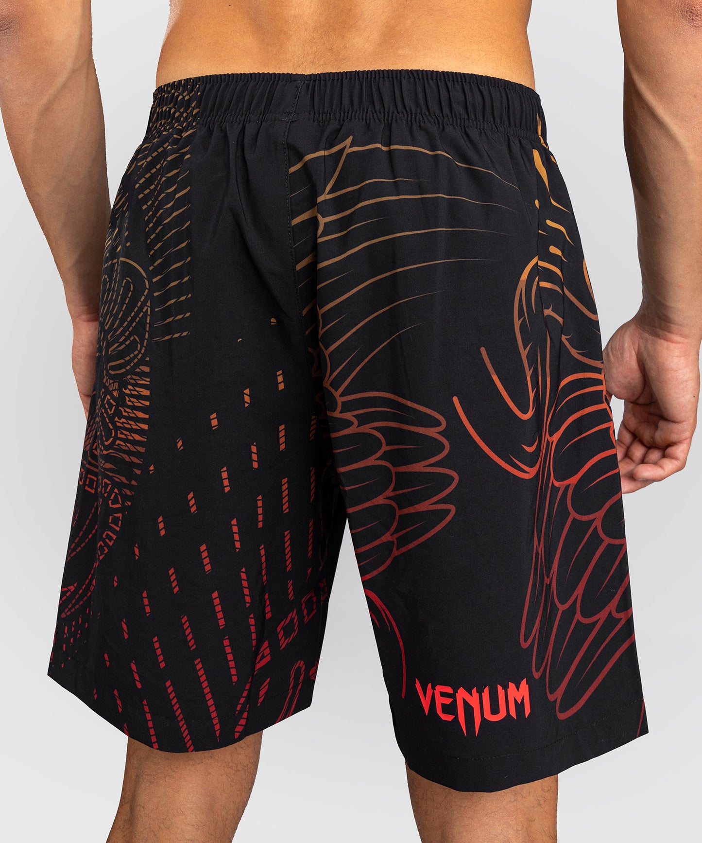 Venum Quetzal Fury Trainingsshorts - Schwarz/Fury Rot/Tangerine