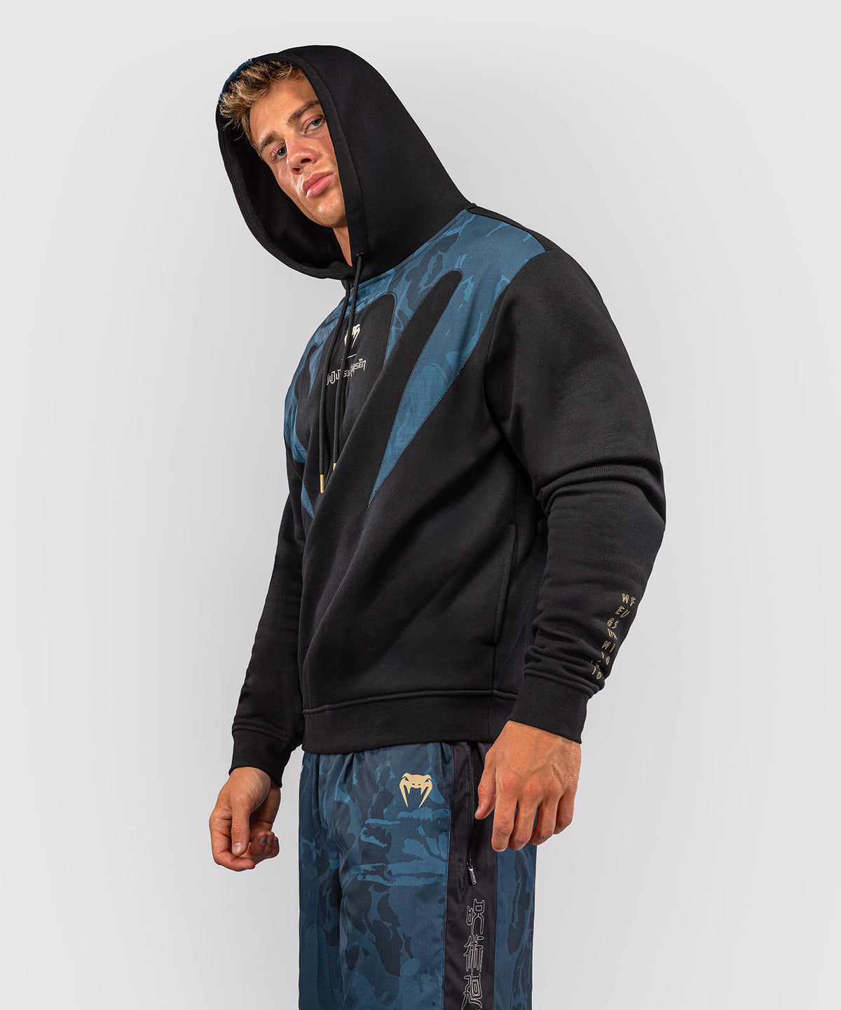 Jujutsu Kaisen x Venum Fushiguro Sudadera con Capucha – Verde Océano
