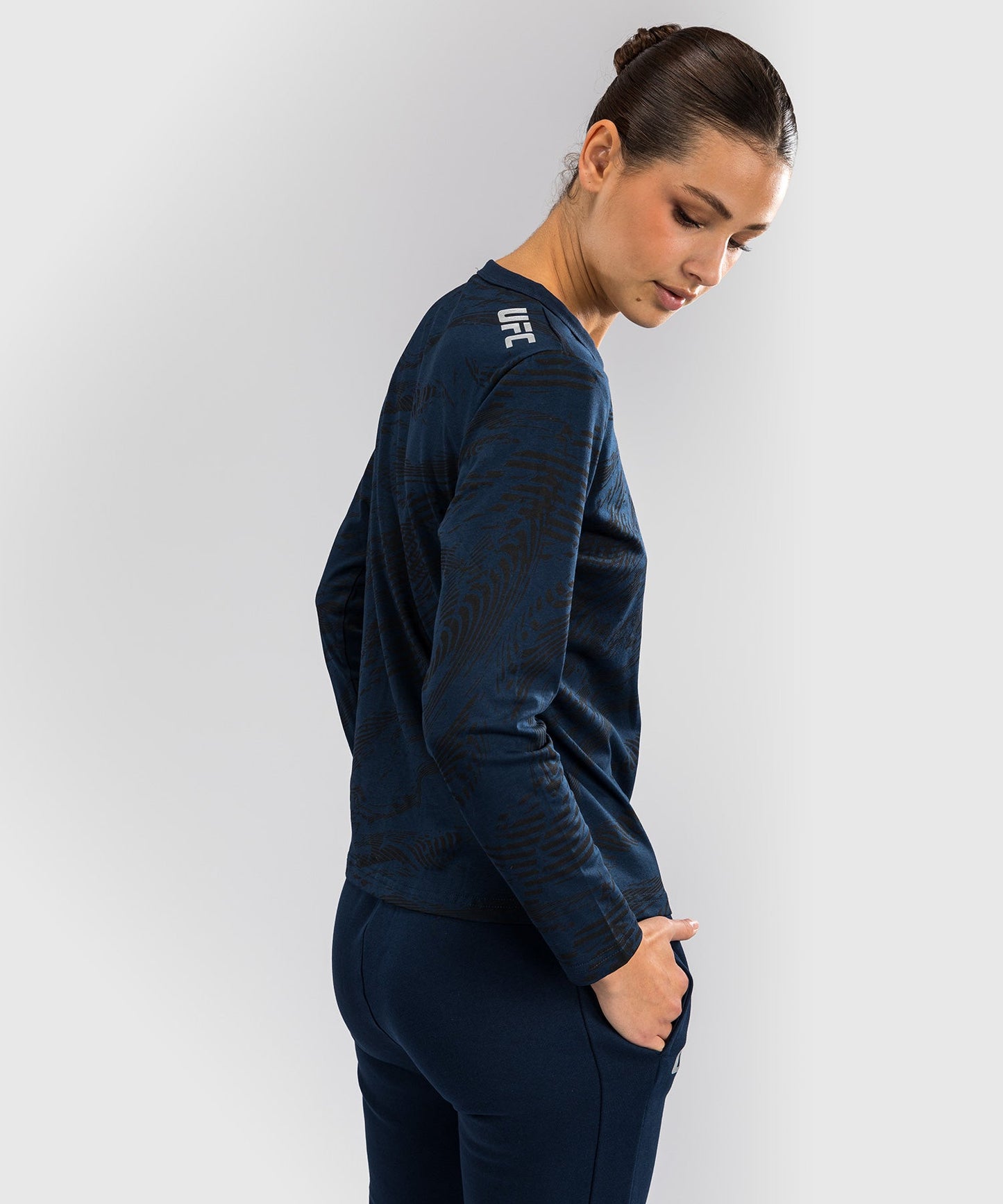 UFC Fusion by Venum Fight Week Women's Long Sleeve Cotton T-Shirt - Ocean Blue