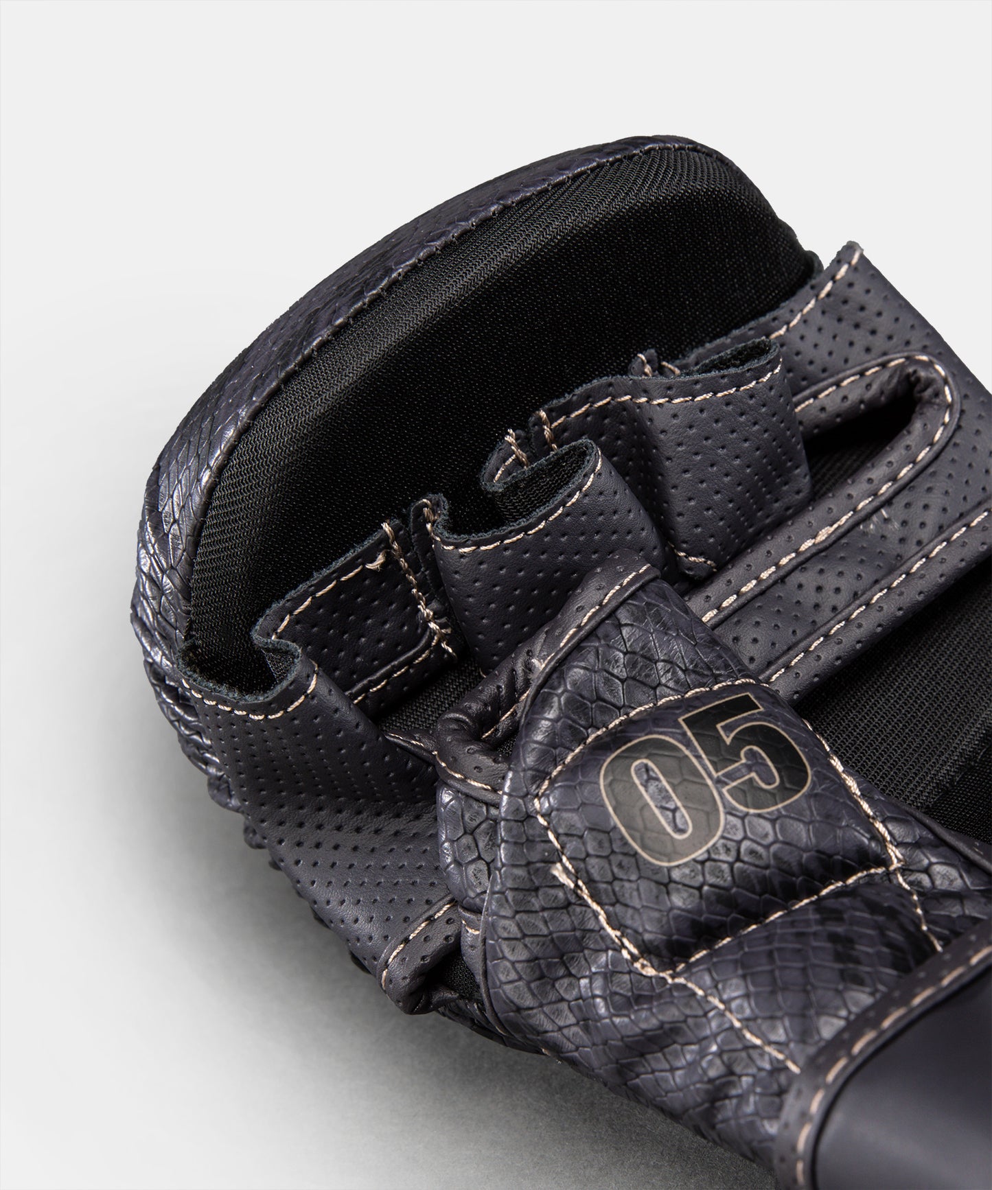 Venum Impact Evo Scales Guantes de Sparring MMA – Púrpura Oscuro