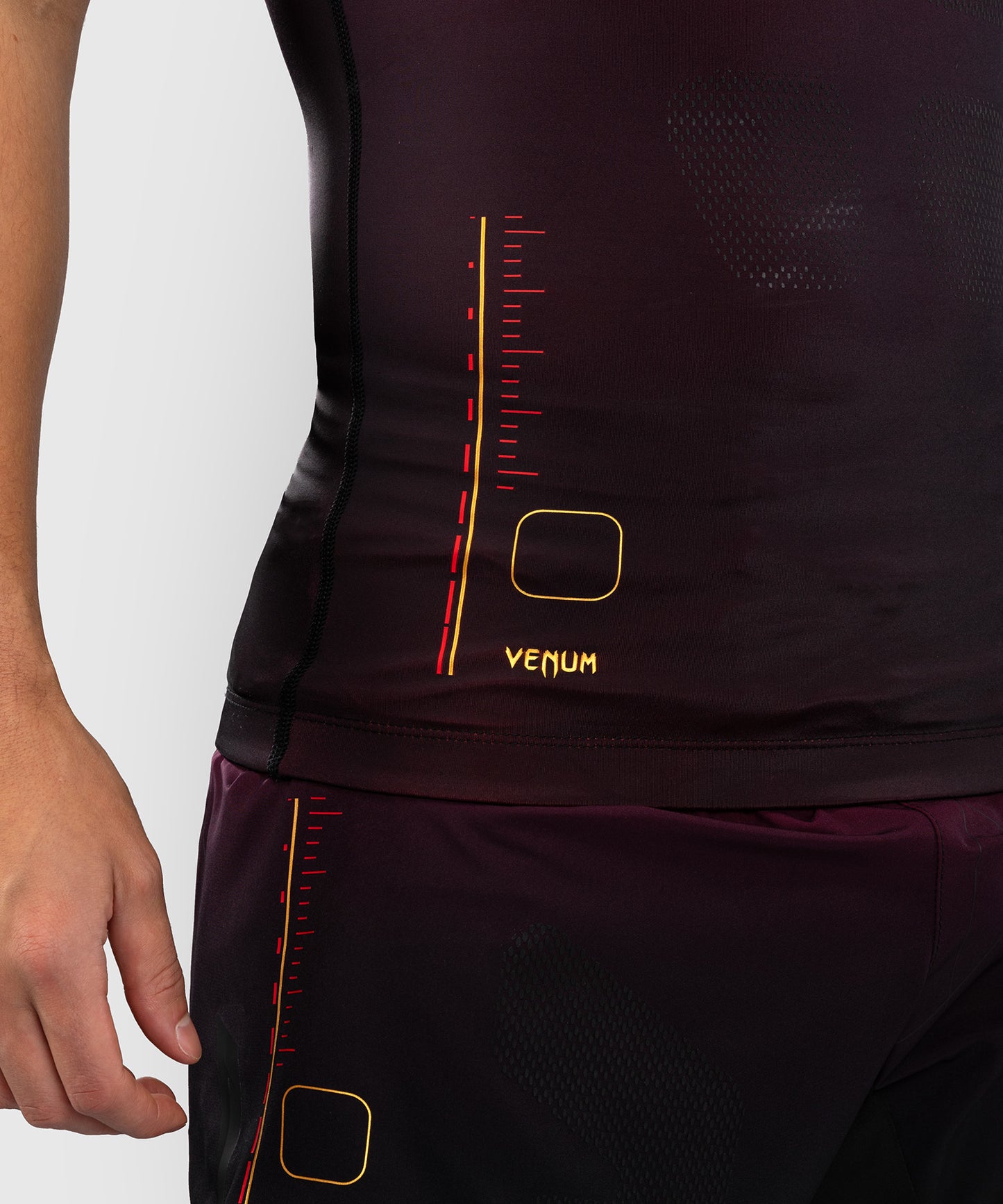 Rashguard Sleeveless Venum Tactical XT- Black/Bordeaux/Gold