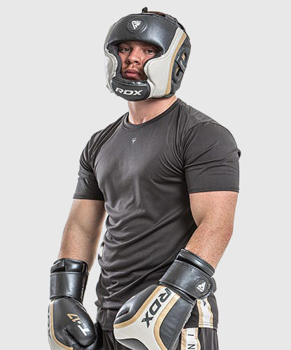 Casque de boxe RDX Sports Aura T-17 - Noir/Blanc/Or