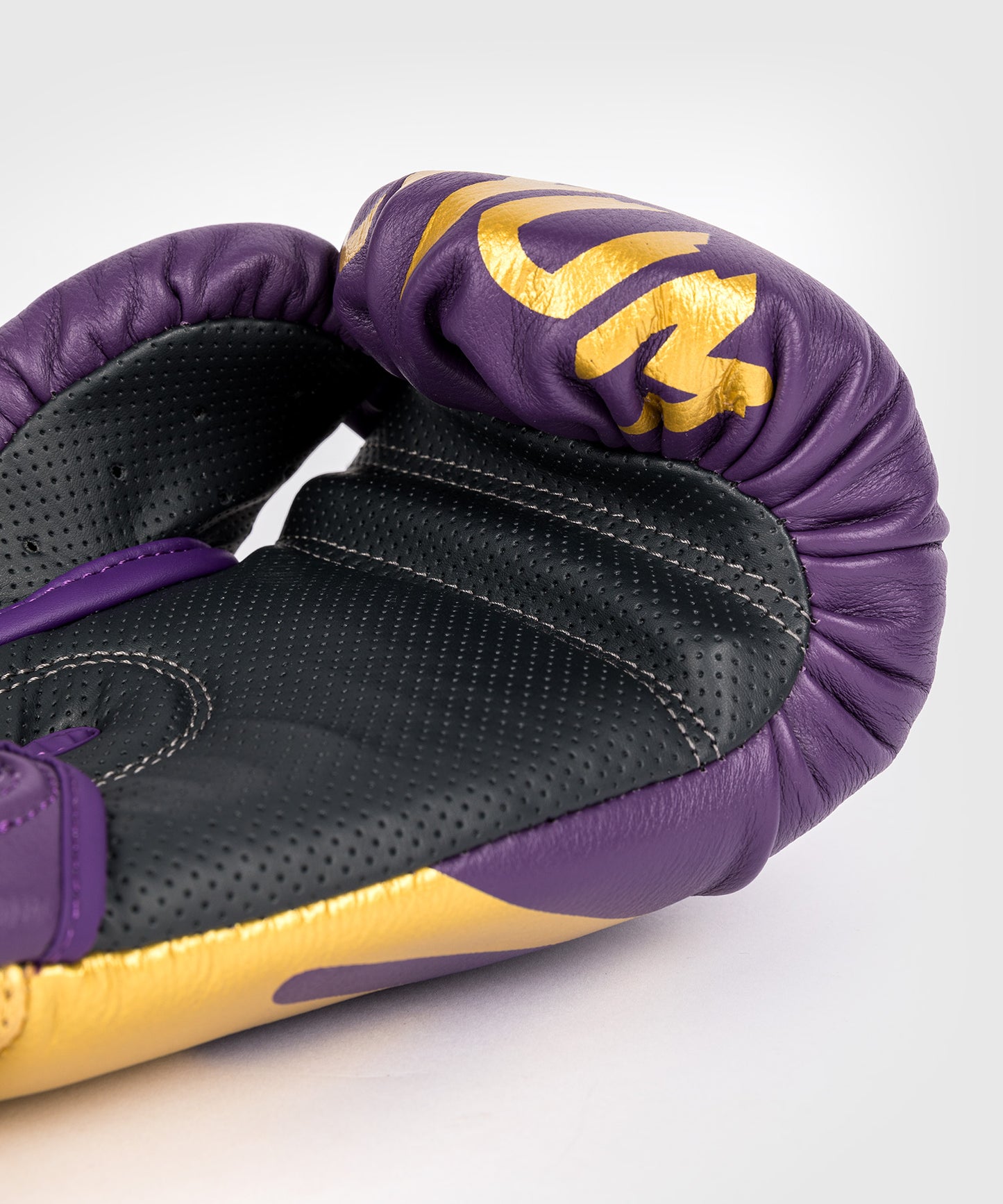 Gants de boxe Venum Reverso - Violet foncé/ Or