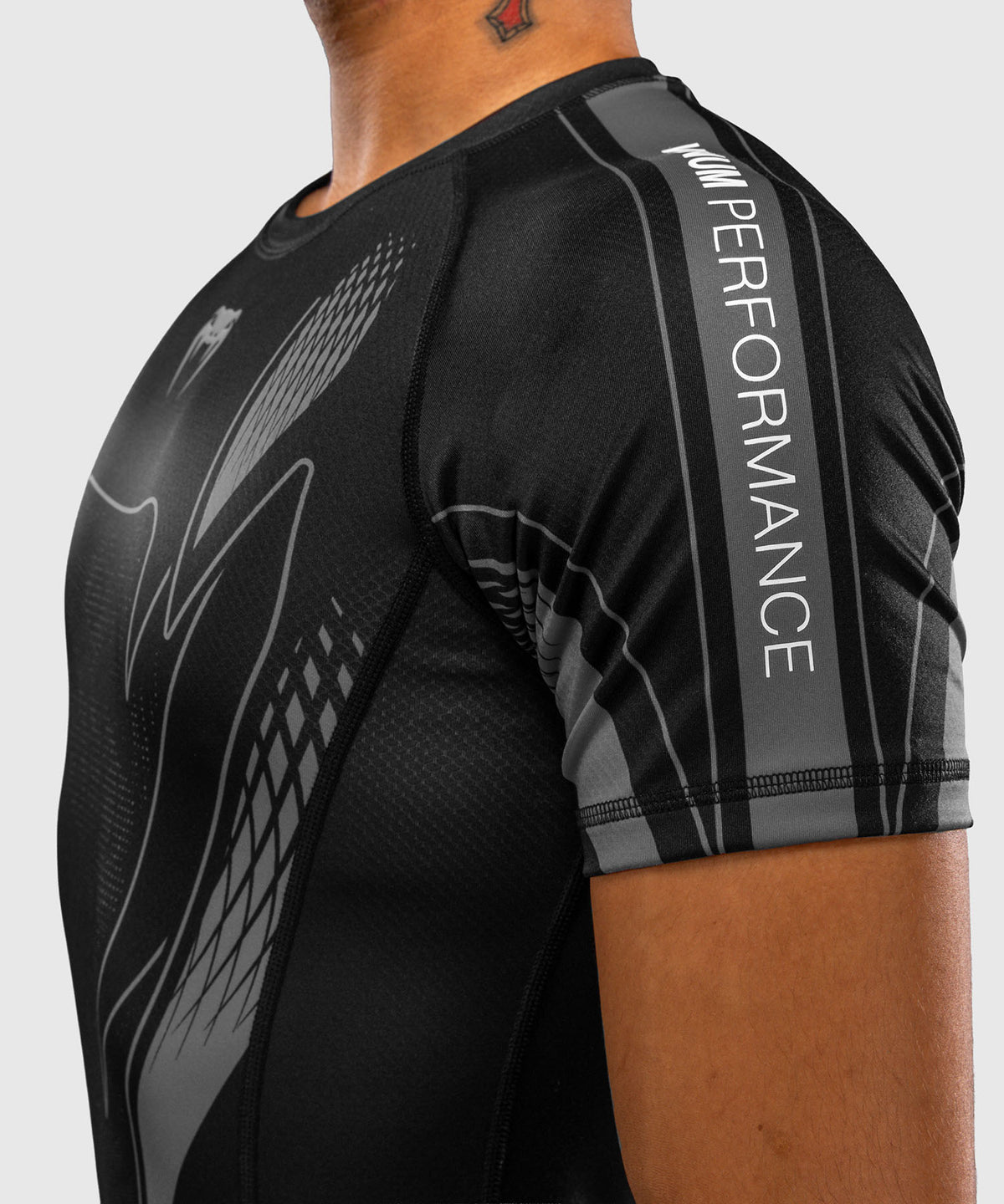 Venum Amazonia Reborn Maglia a compressione a maniche corte - Nero/Grigio