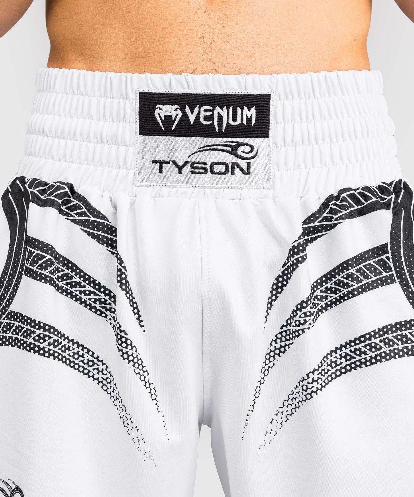 Venum x Mike Tyson Tiger Pantalones Cortos de Boxeo - Blanco Óptico/Negro Profundo
