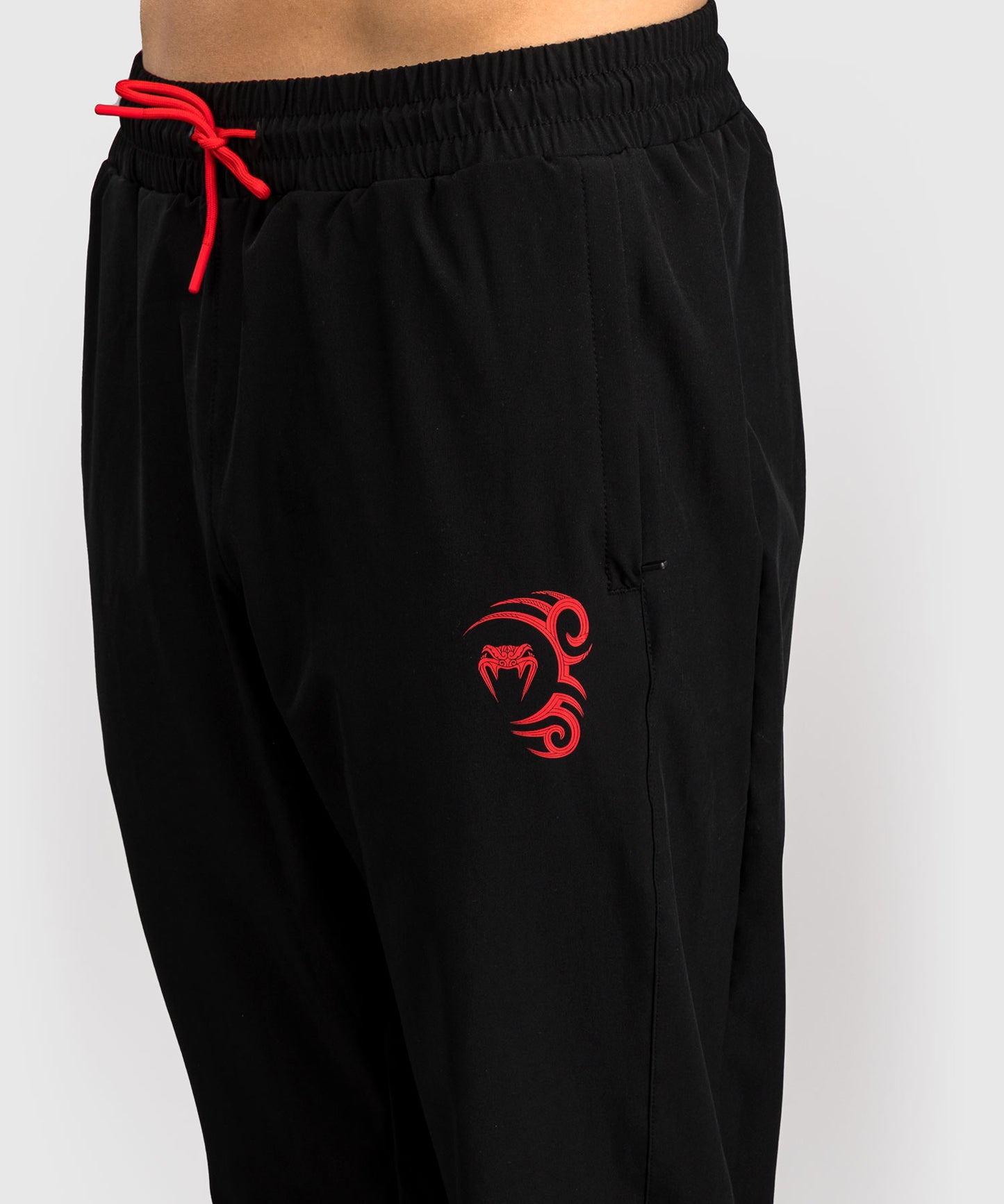 Venum x Mike Tyson Tiger Joggers - Negro intenso/Rojo intenso