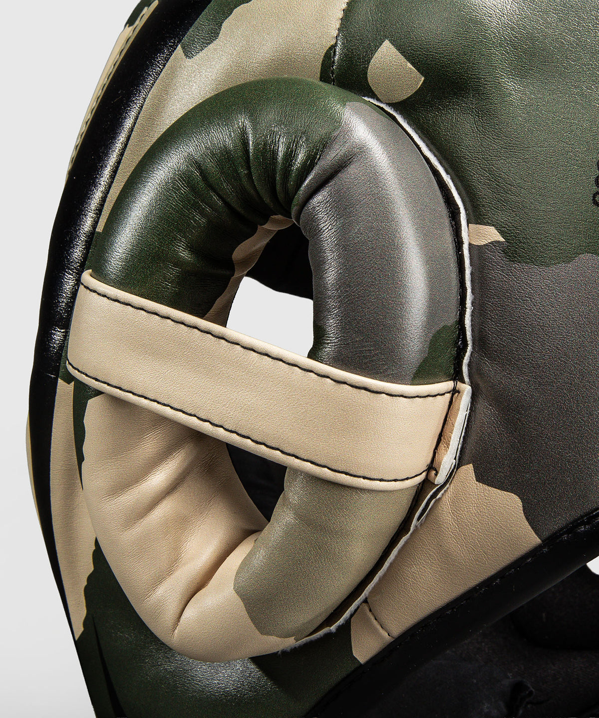 Venum Elite Camo Kopfschutz – Khaki/Cremeweiß
