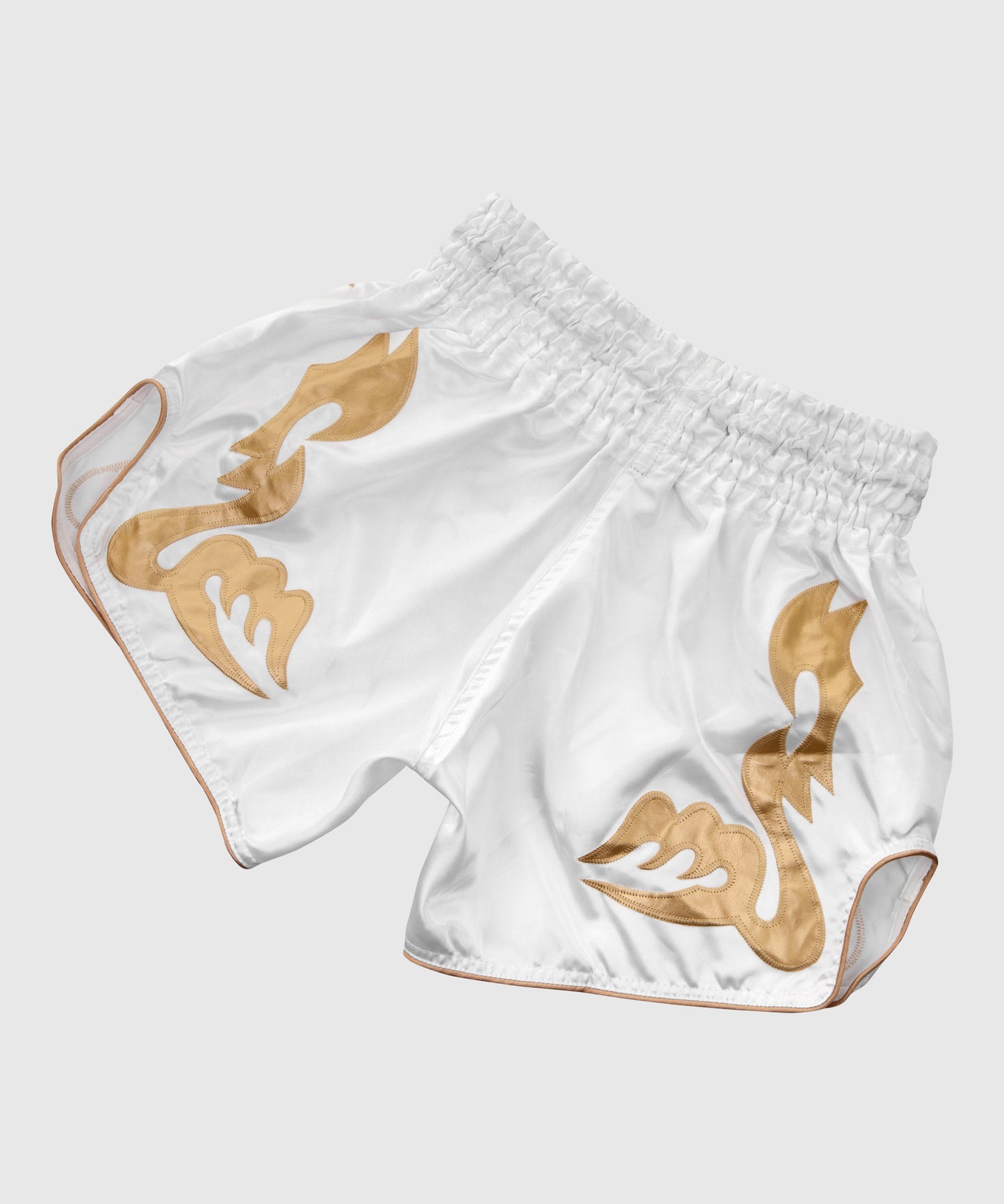 Venum Bangkok Inferno Thai-Boxing Shorts - Weiß/Gold - Exclusiv