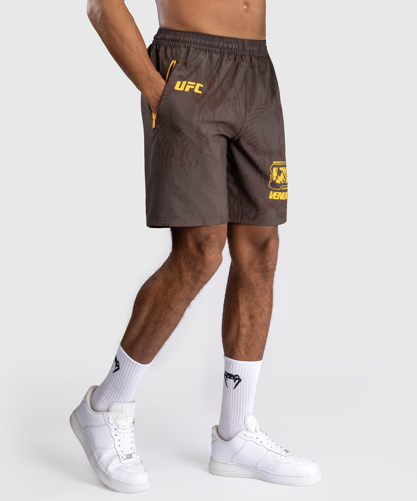 UFC Fusion by Venum Fight Week Performance Shorts für Herren - Erdbraun