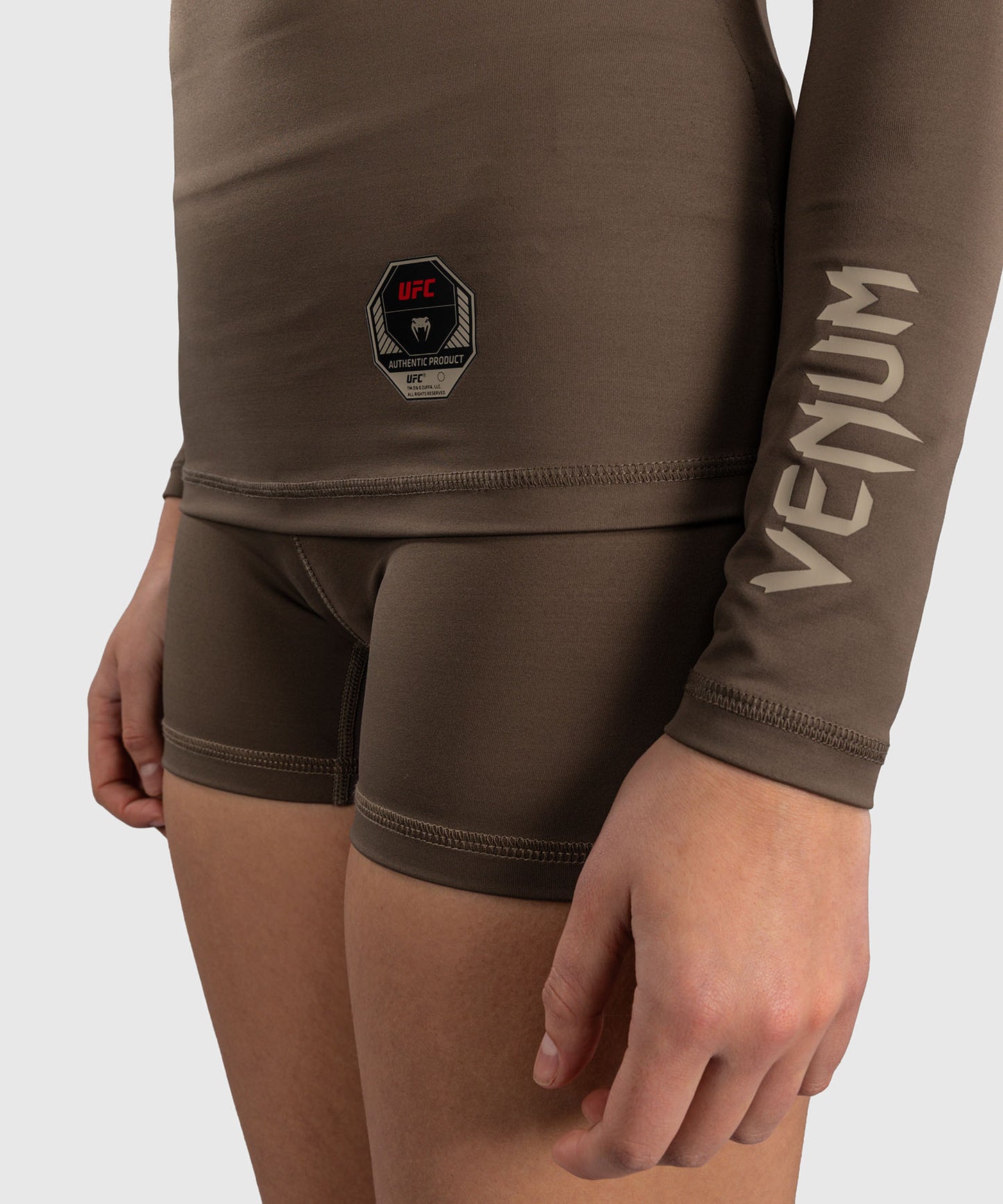 Rashguard à Manches Longues Technique pour Femme Venum UFC Unity by Venum Authentic Fight Week - Marron