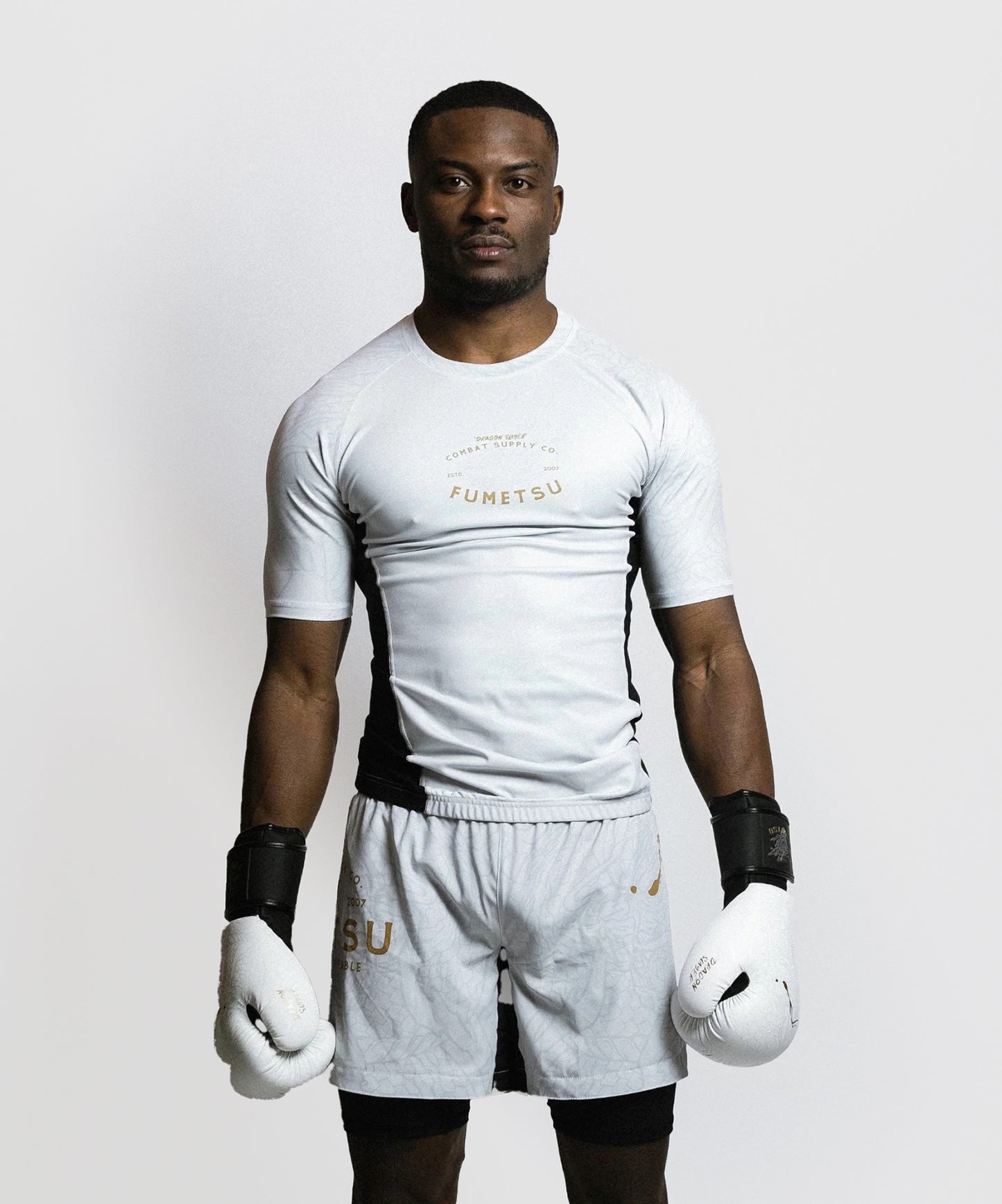 Fumetsu Dragon Slayer Short Sleeve Rashguard - White/Gold