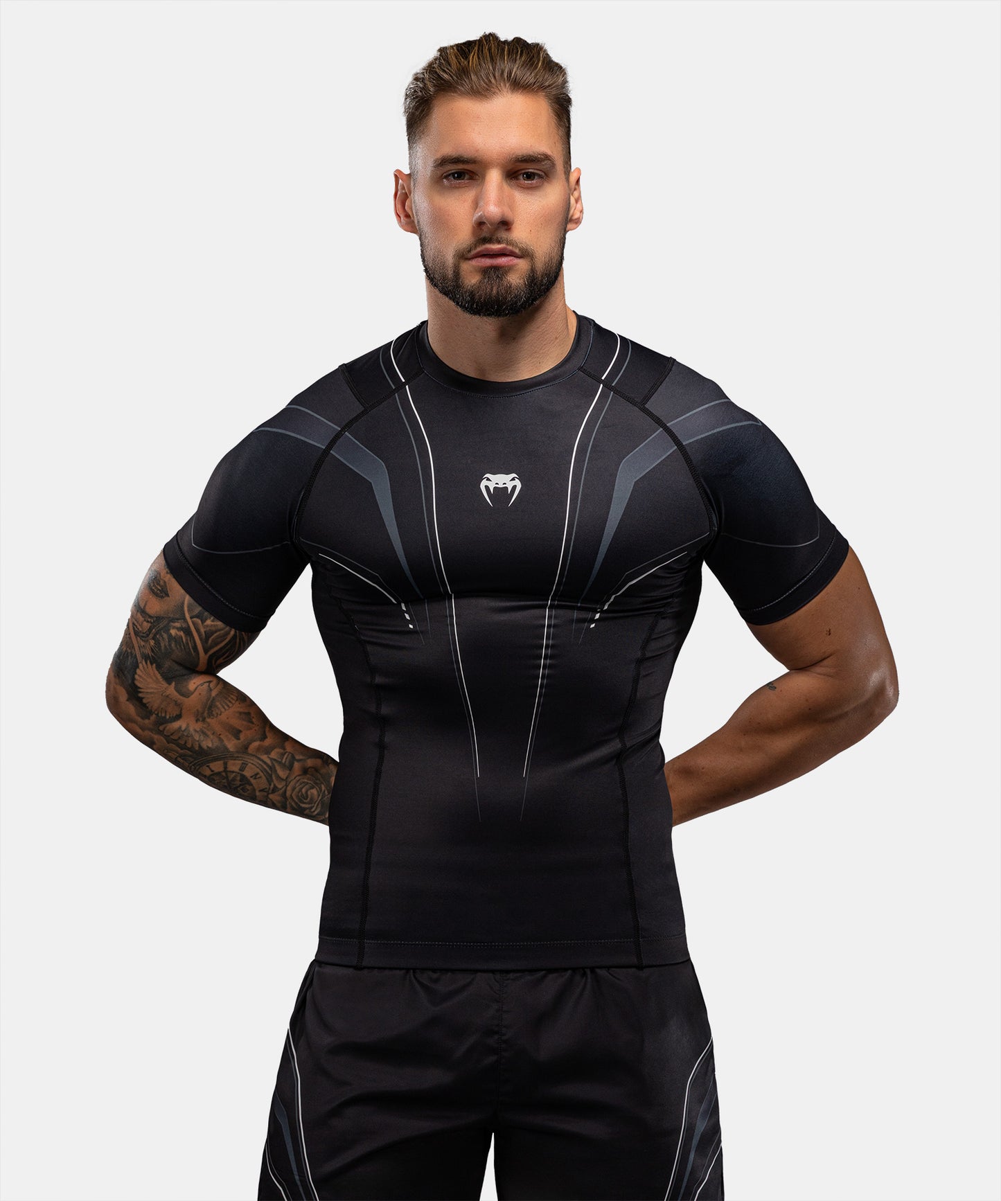 Venum Streamline Kurzarm Rashguards – Schwarz/Weiß