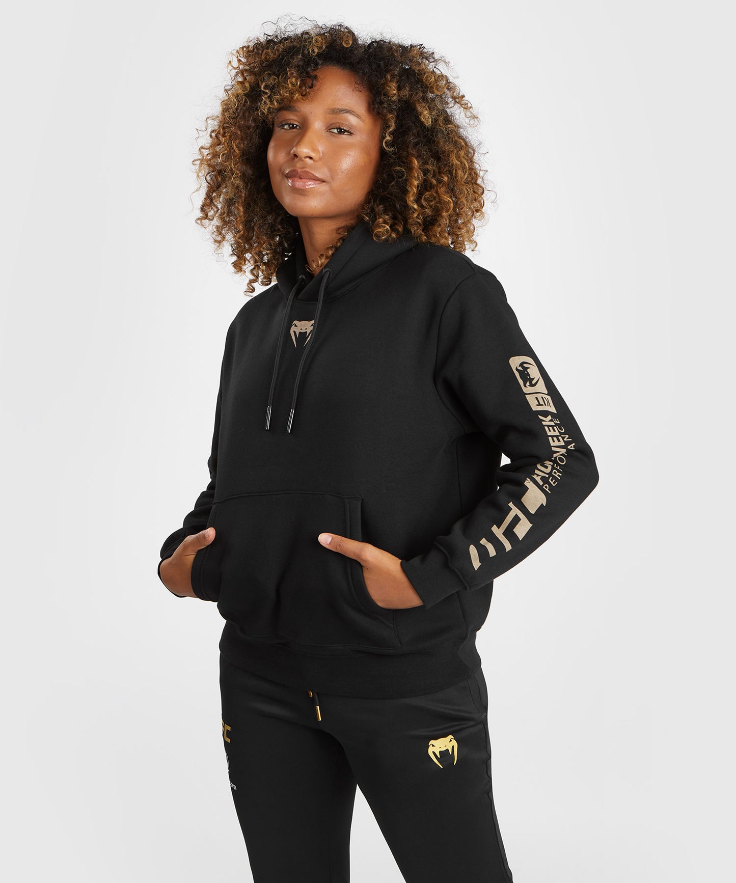 Sweatshirt à capuche pour Femmes UFC Adrenaline by Venum Fight Week - Noir