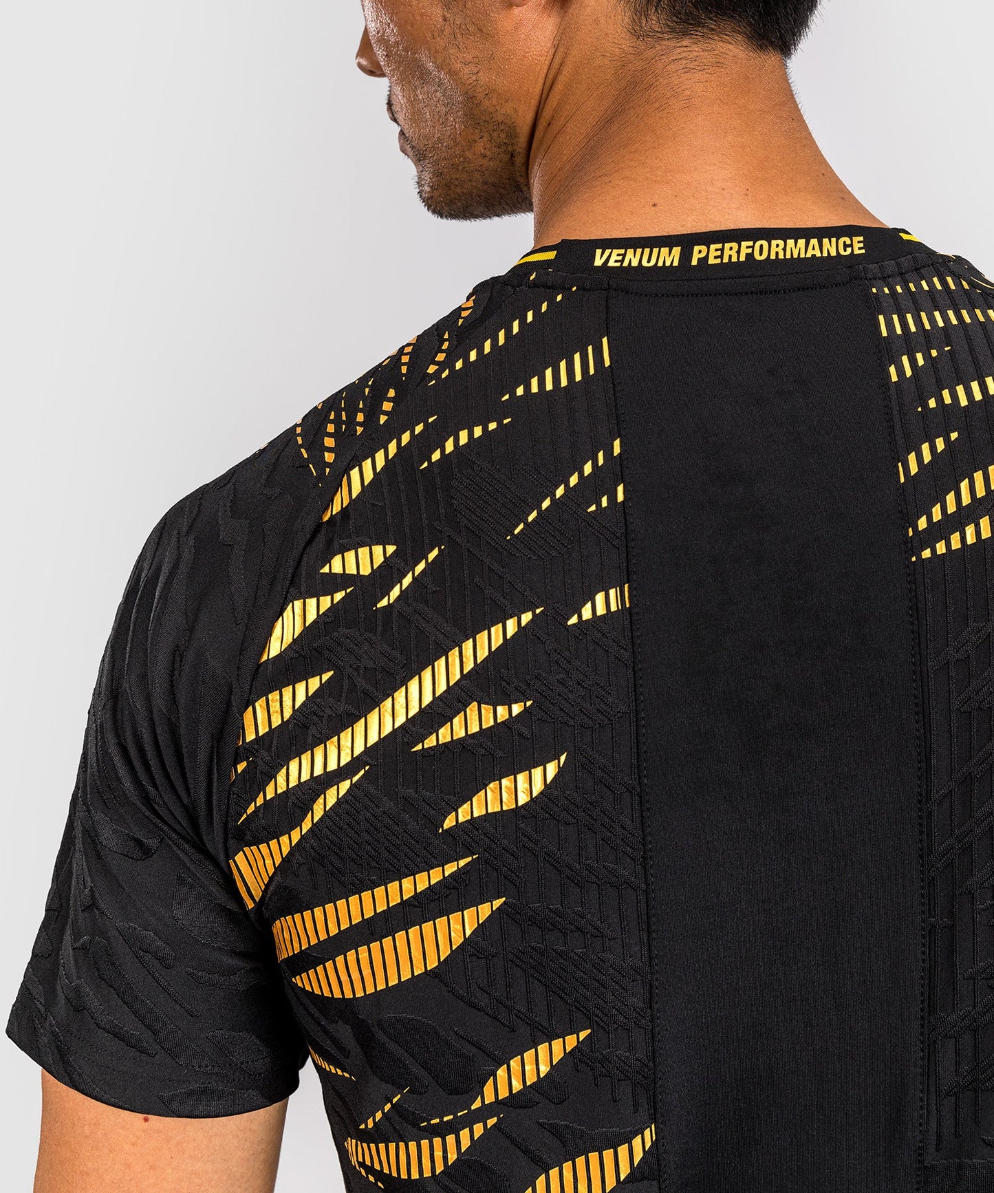 T-shirt Dry-Tech UFC Fusion by Venum Authentic Fight Night - Champion