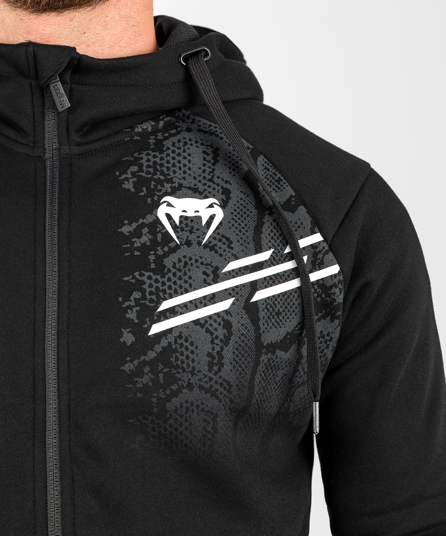 Sweatshirt Zippé à Capuche pour Hommes UFC Adrenaline by Venum Replica - Noir