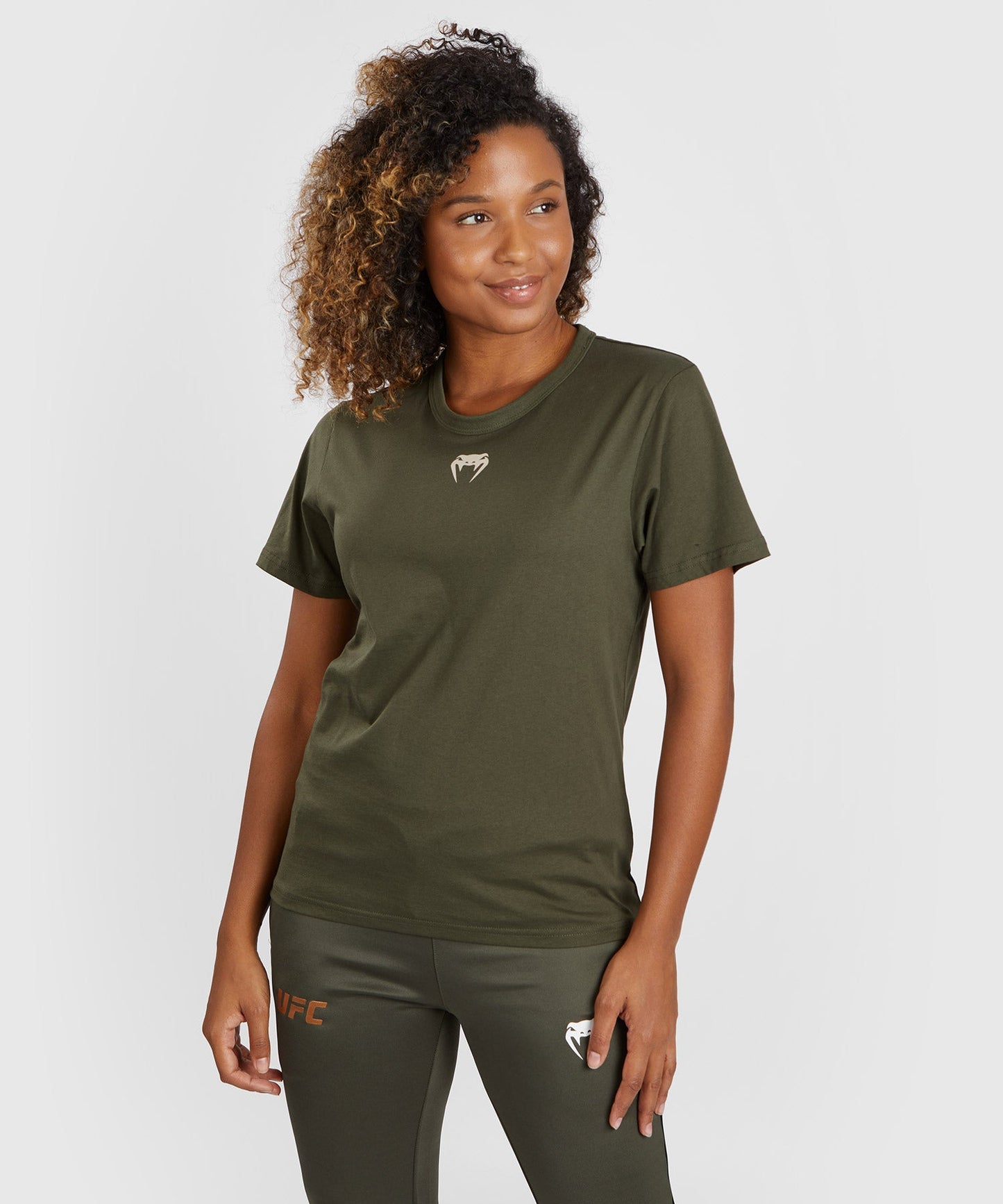 T-shirt à manches courtes en coton pour femmes UFC Adrenaline by Venum Fight Week - Kaki