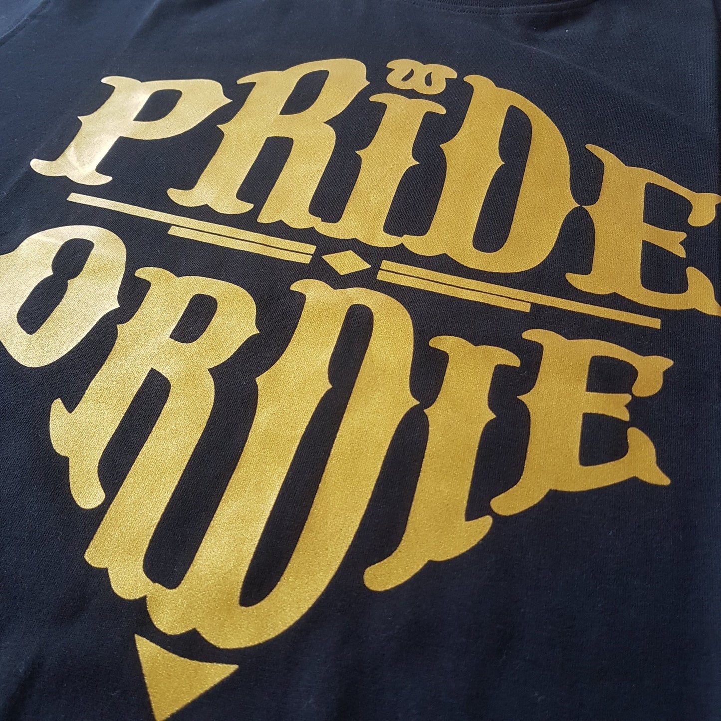 Pride Or Die Reckless Oro Maglietta da Allenamento - Nero
