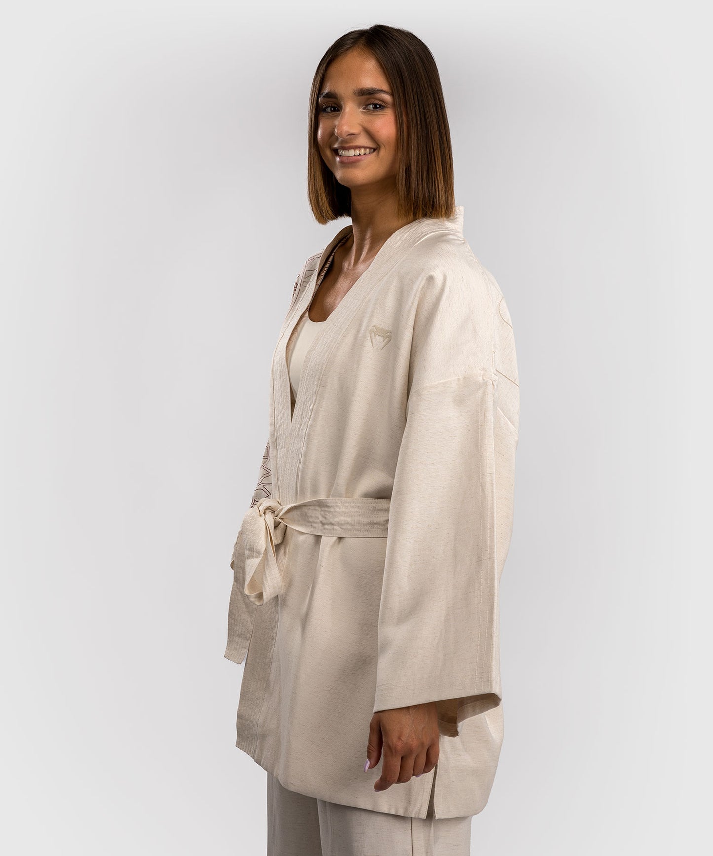 Venum Serpenti Women’s Jacket - Ivory/Burgundy