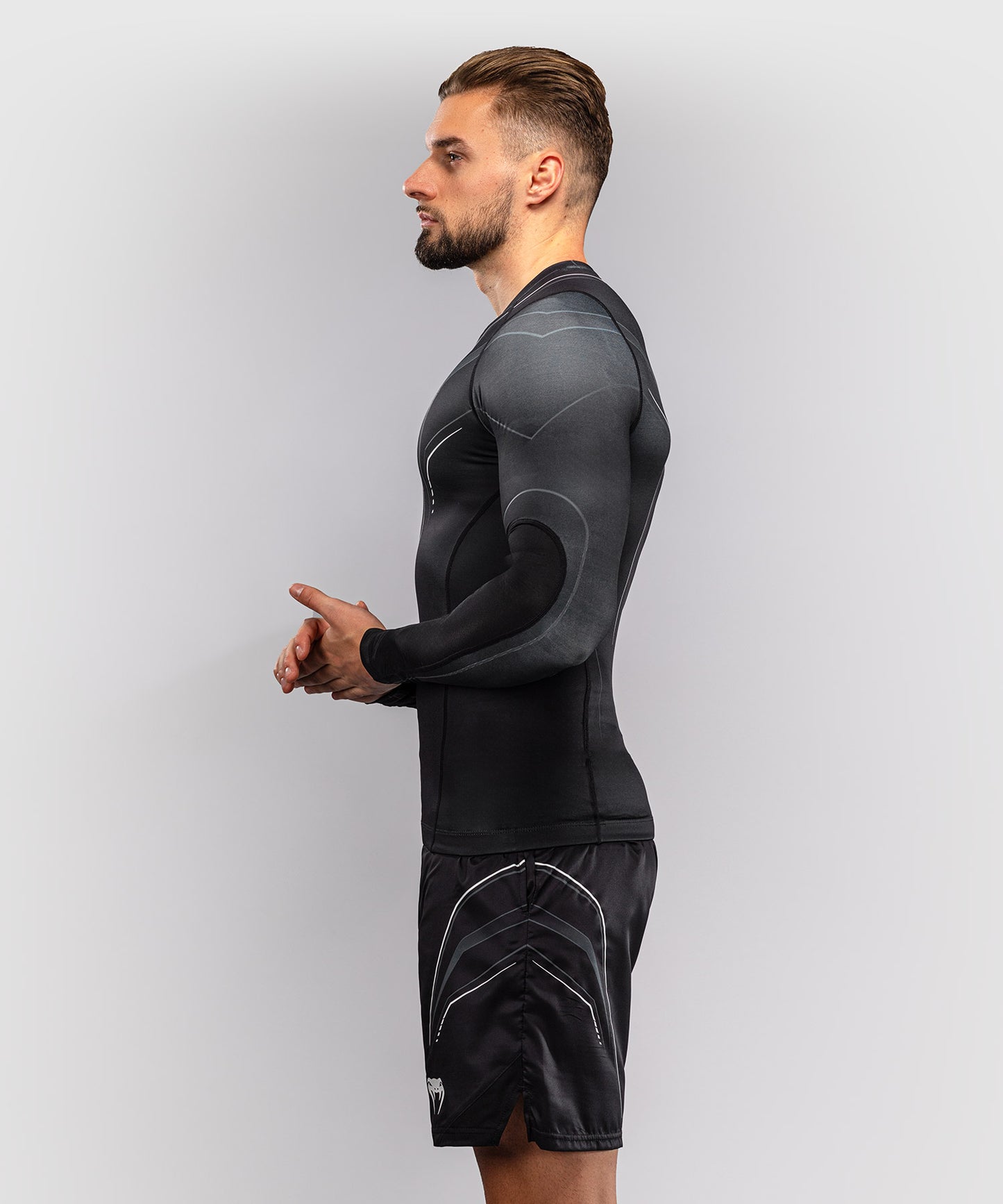Venum Streamline Long Sleeve Rashguard - Black/White