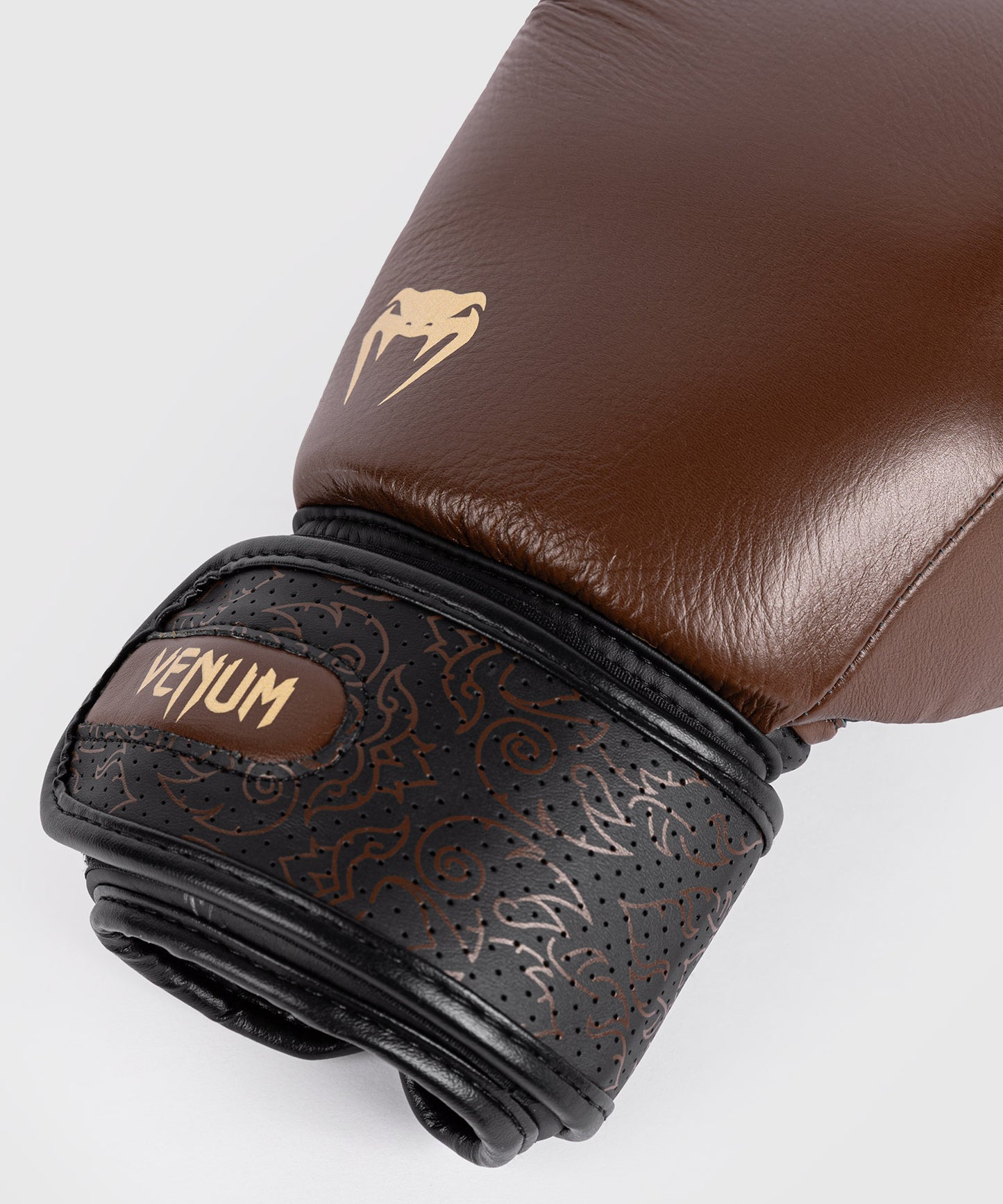 Venum Power 2.0 Boxing Gloves - Chocolate Brown