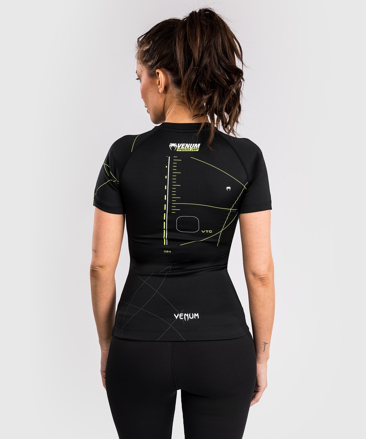 Venum Training Camp 4.0 Kurzarm Rashguard - Schwarz/Neo-Grün