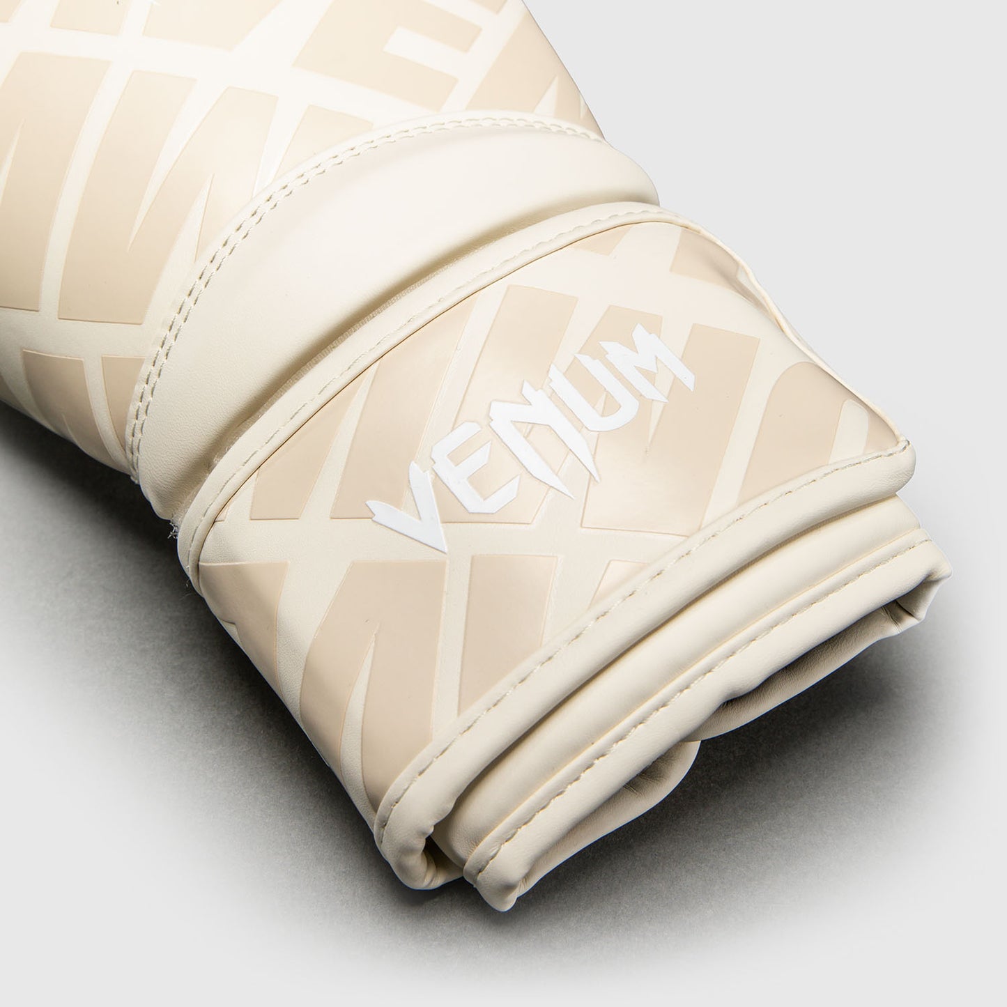 Venum Contender 1.5 XT 3D Boxing Gloves - Cream