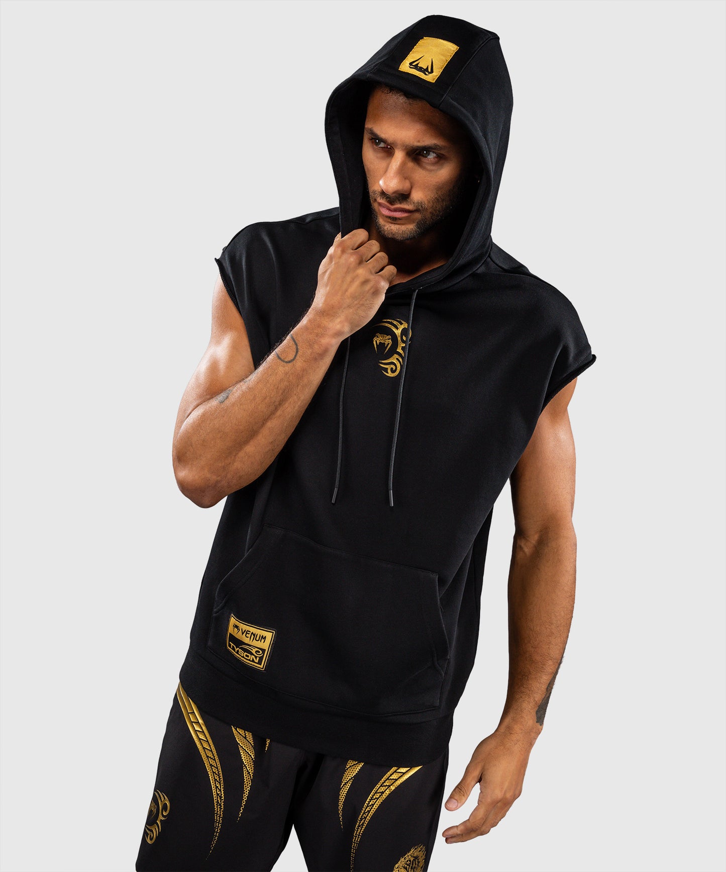 Venum x Mike Tyson Tiger Felpa con Cappuccio Senza Maniche - Nero/Oro