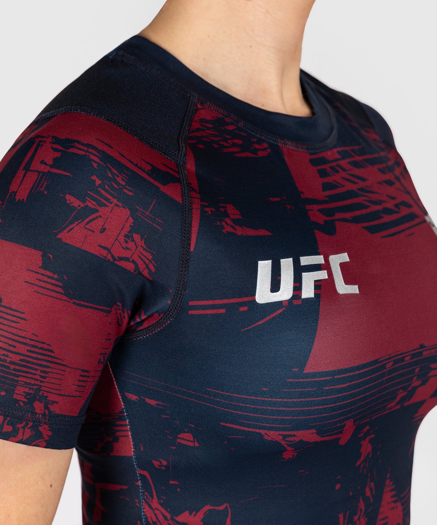 UFC Zenith by Venum Authentic Fight Week Rashguard de manga corta Performance Mujer - Azul marino/Burdeos/Plateado