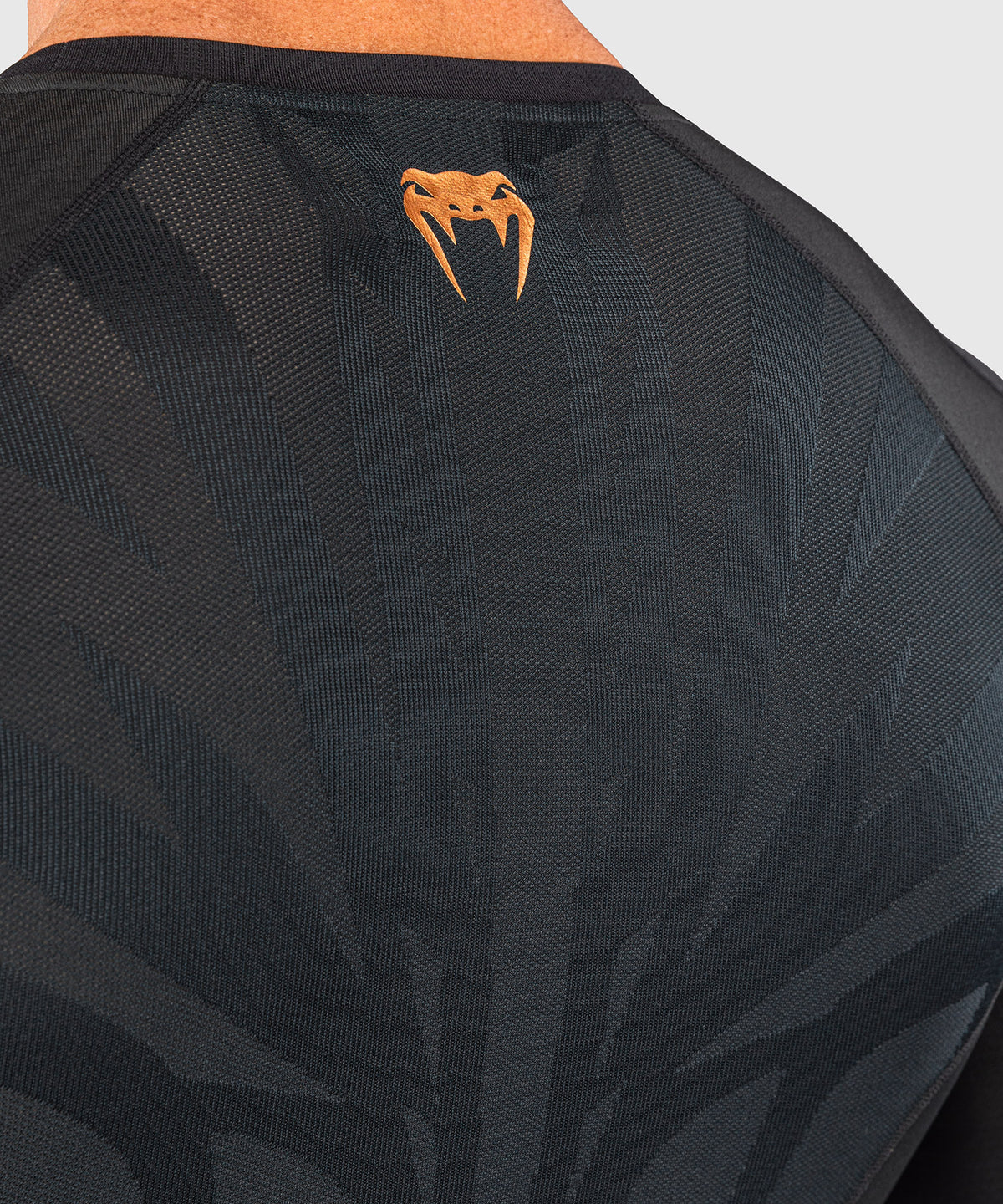 Venum G-Fit Revolution Rashguard de manga larga - Negro/Cobre