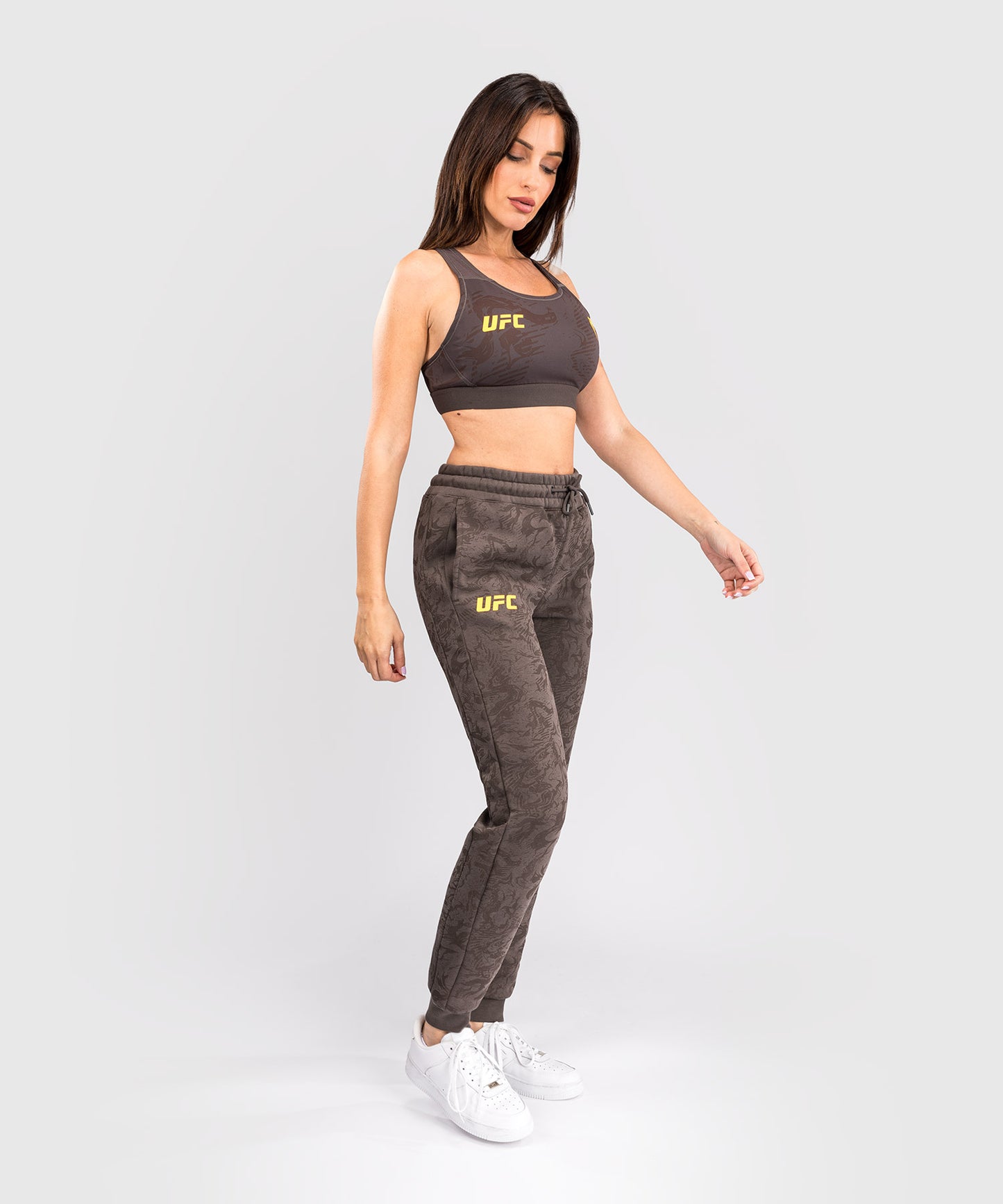 UFC Fusion by Venum Fight Week Pantaloni in Cotone per Donna - Marrone terra