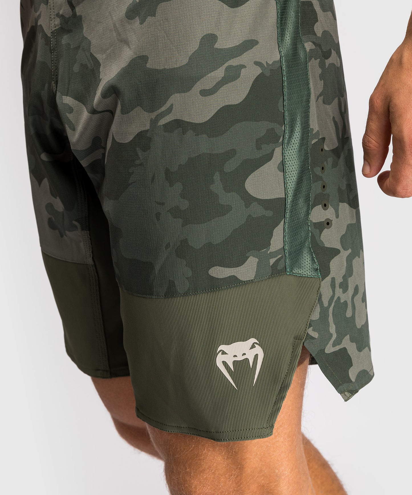 Short de Combat Venum G-Fit Air pour Hommes - Camo Militaire