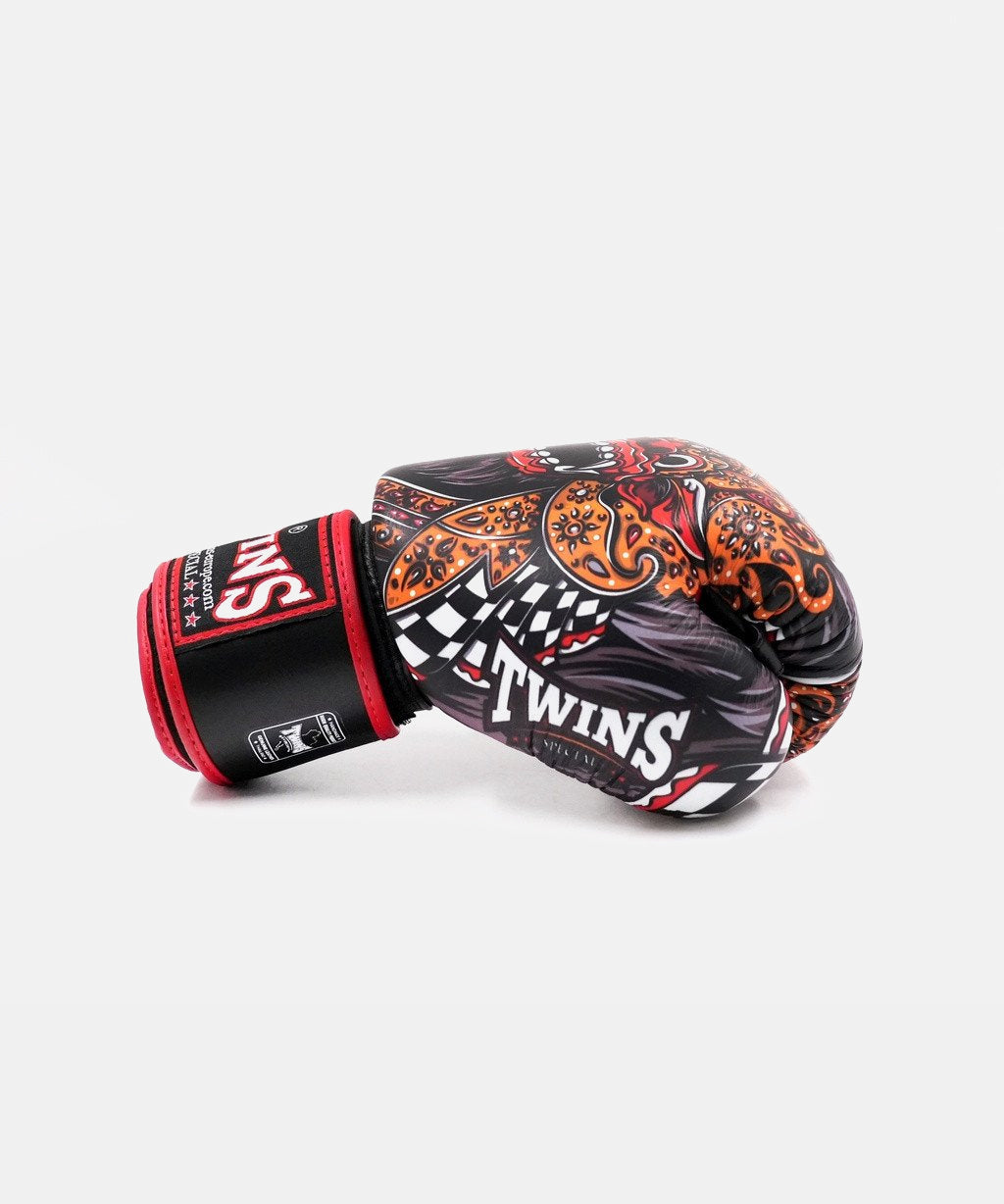 Twins FBGVL3 Barong Guantes de Boxeo - Negro/Rojo