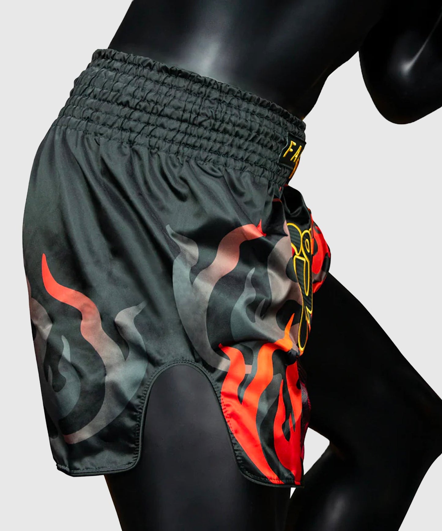 Fairtex Volcano Pantalones Cortos de Muay Thai - Volcano