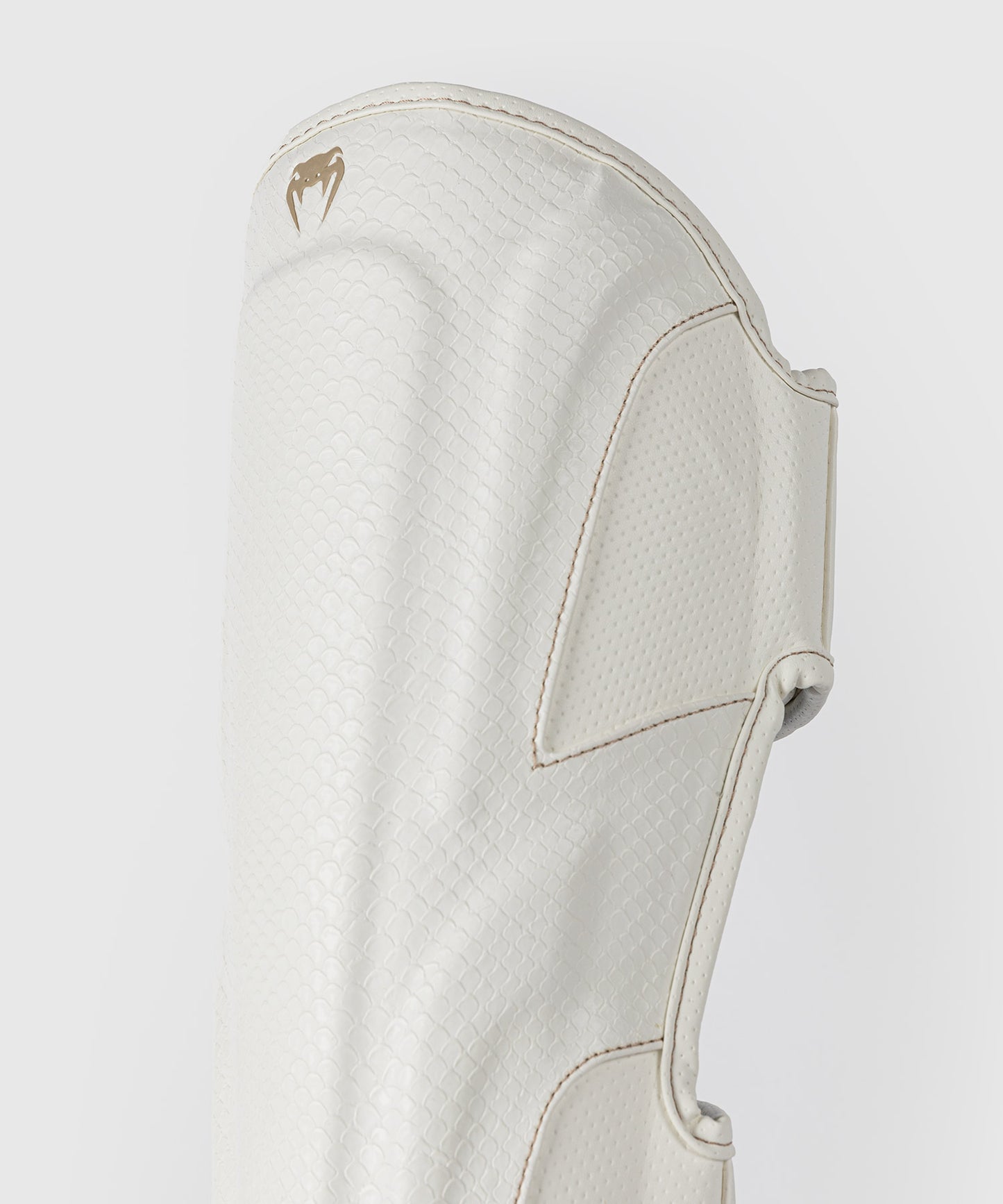 Venum Impact Evo Scales shin guards - Ivory