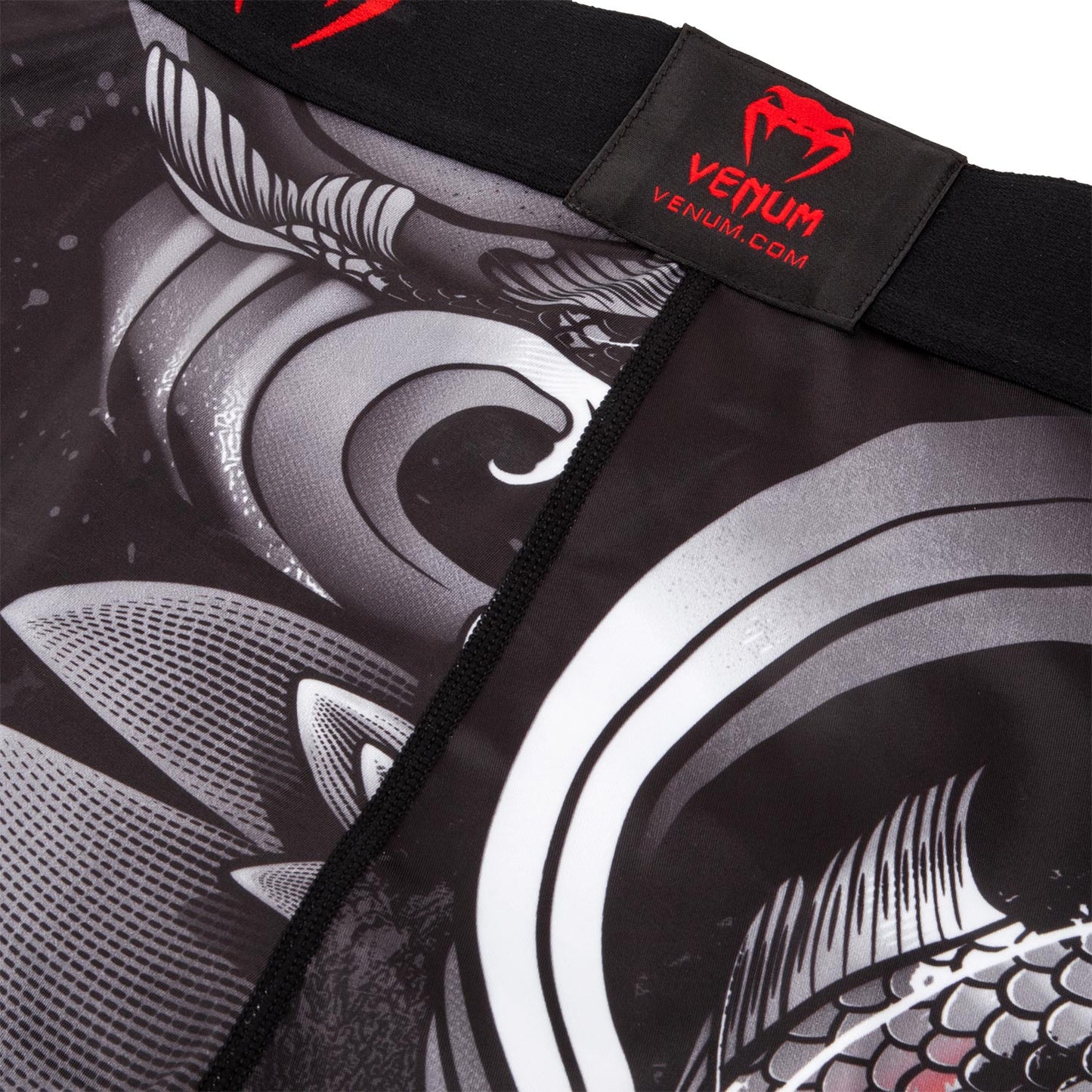 Venum Koi 2.0 Compression Shorts - Black/White