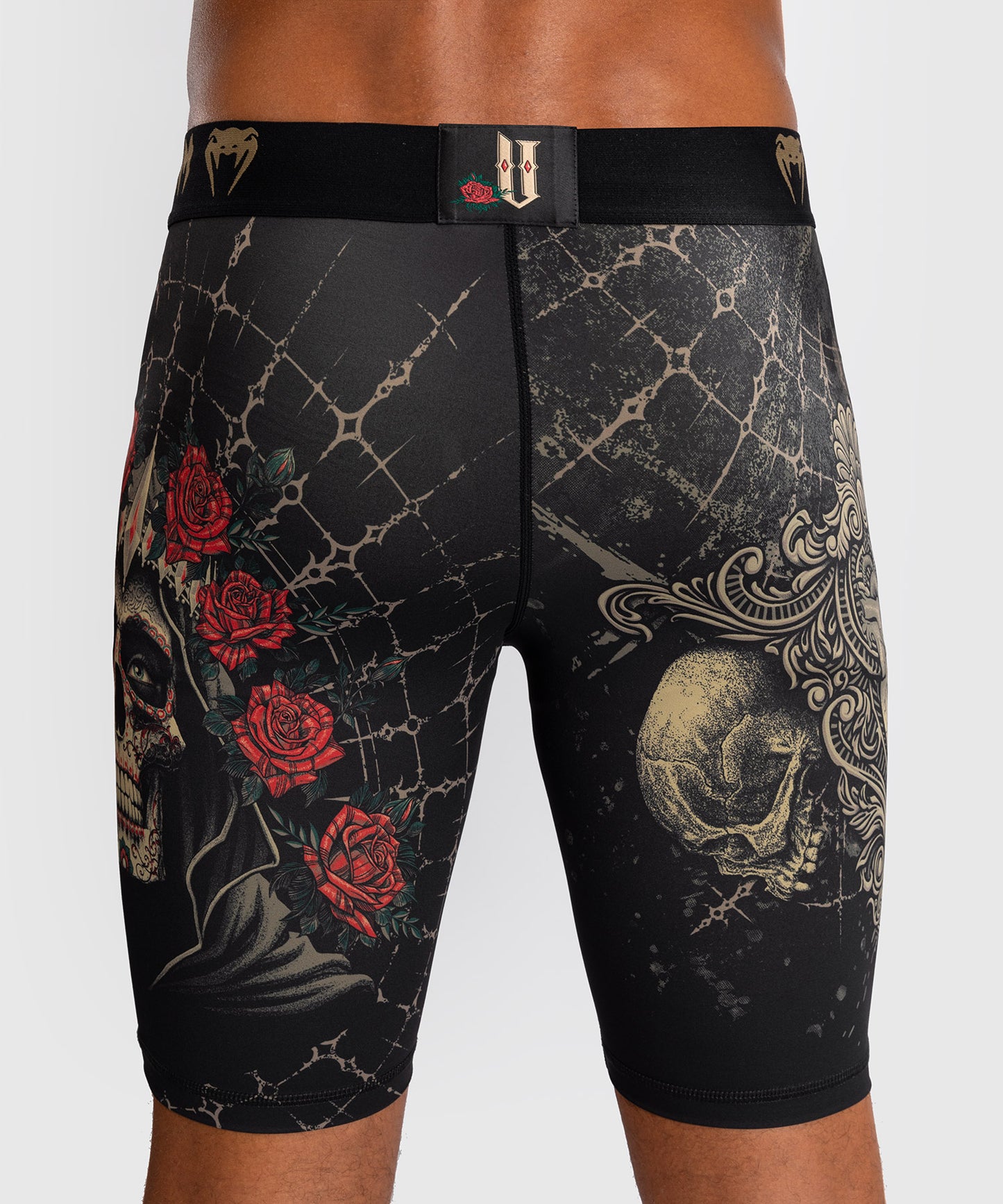 Shorts Vale Tudo pour Hommes Venum Santa Muerte 5.0 - Noir Profond/Or