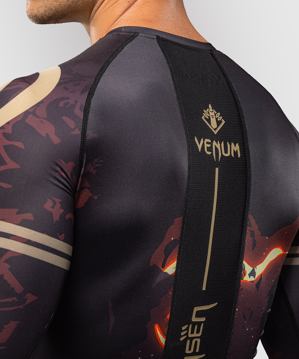Jujutsu Kaisen x Venum Sukuna Rashguard Manga Larga – Negro/Arena