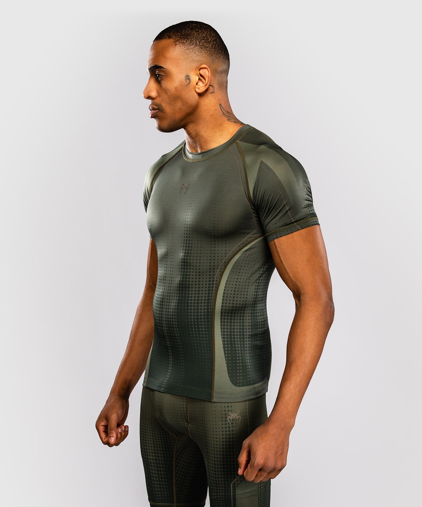 Rashguard à Manches Courtes Venum Stealth – Kaki/Vert Foncé