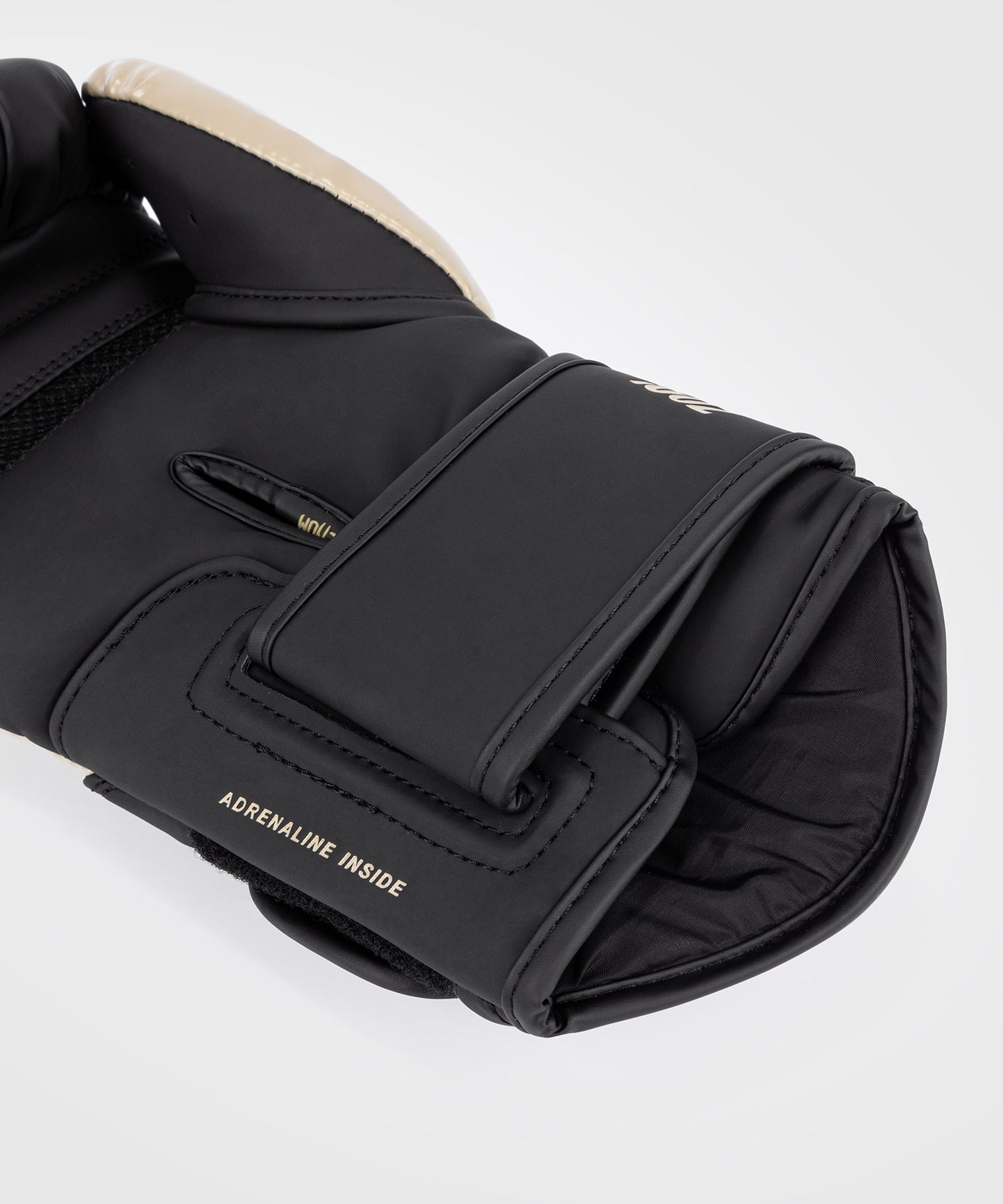 Gants de boxe Venum Challenger 4.0 - Noir/Beige