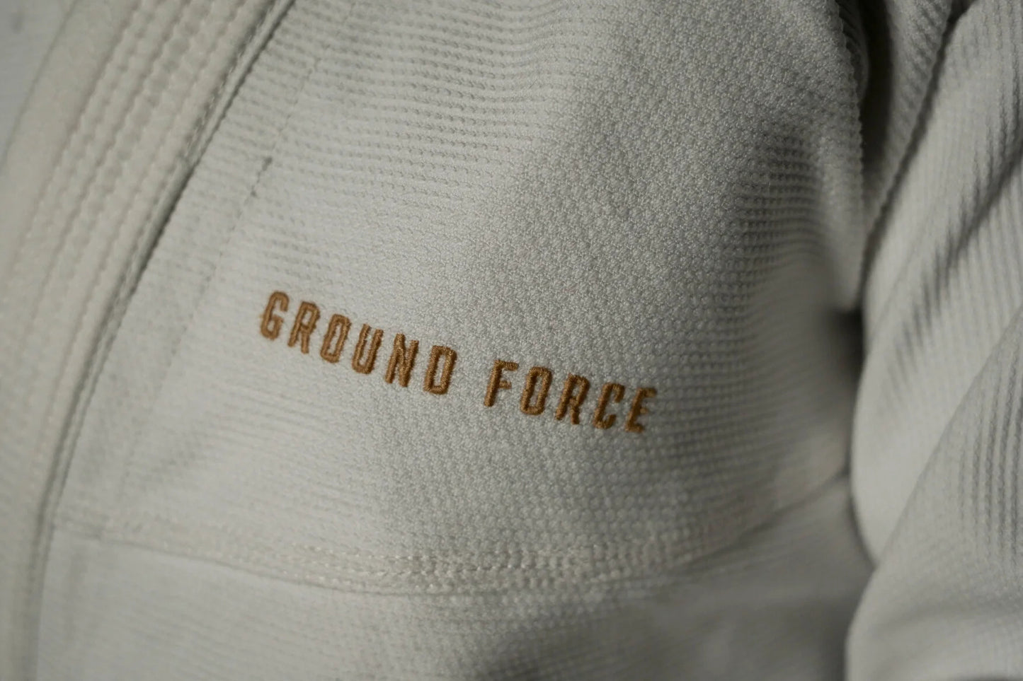 Kimono de JJB Ground Force Acta Non Verba - Blanc
