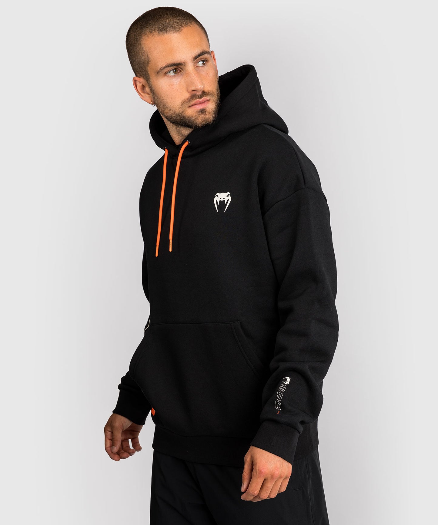 Sweat à Capuche Venum Eclipse – Noir/Ivoire